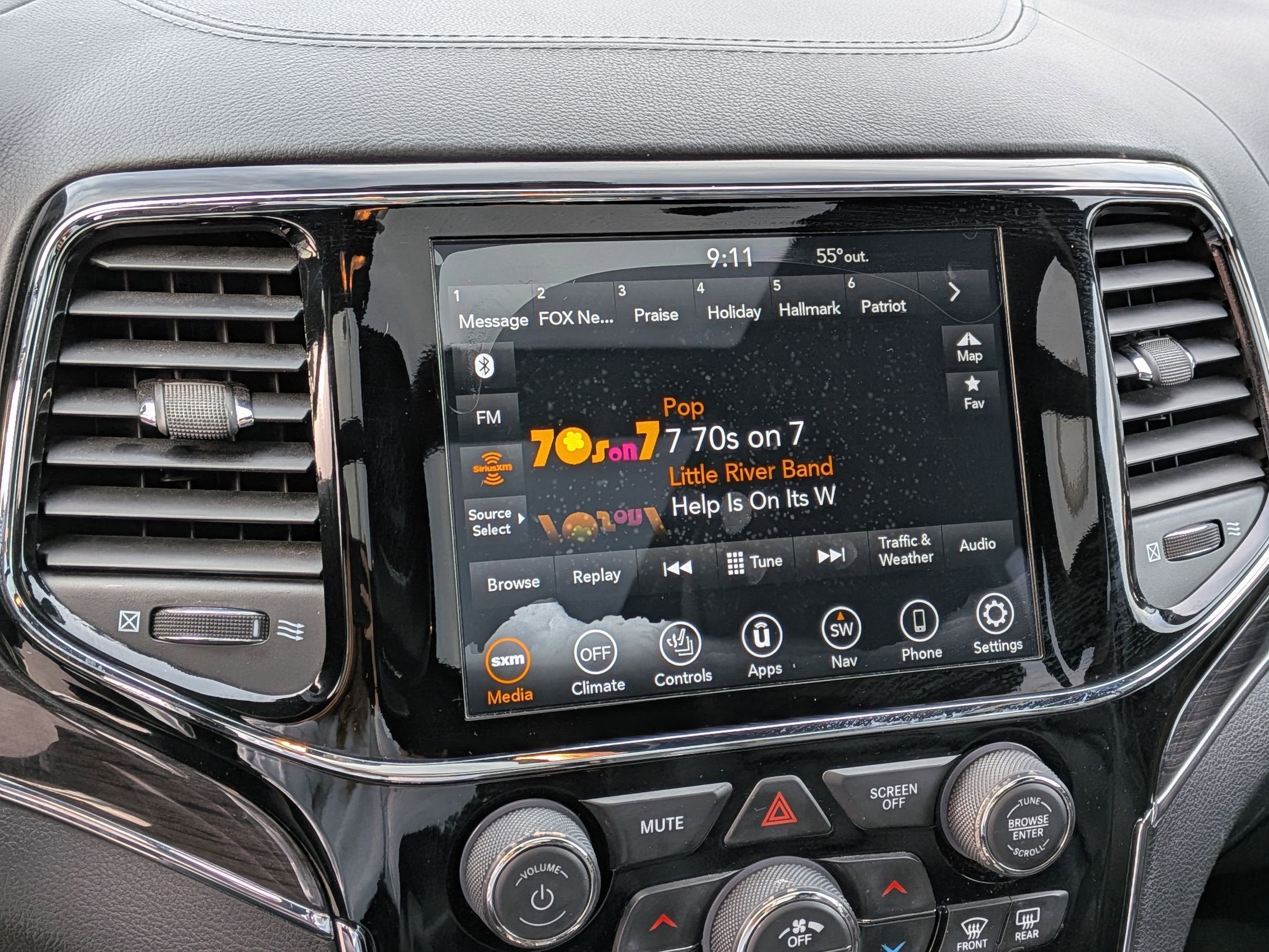 2020 Jeep Grand Cherokee Overland