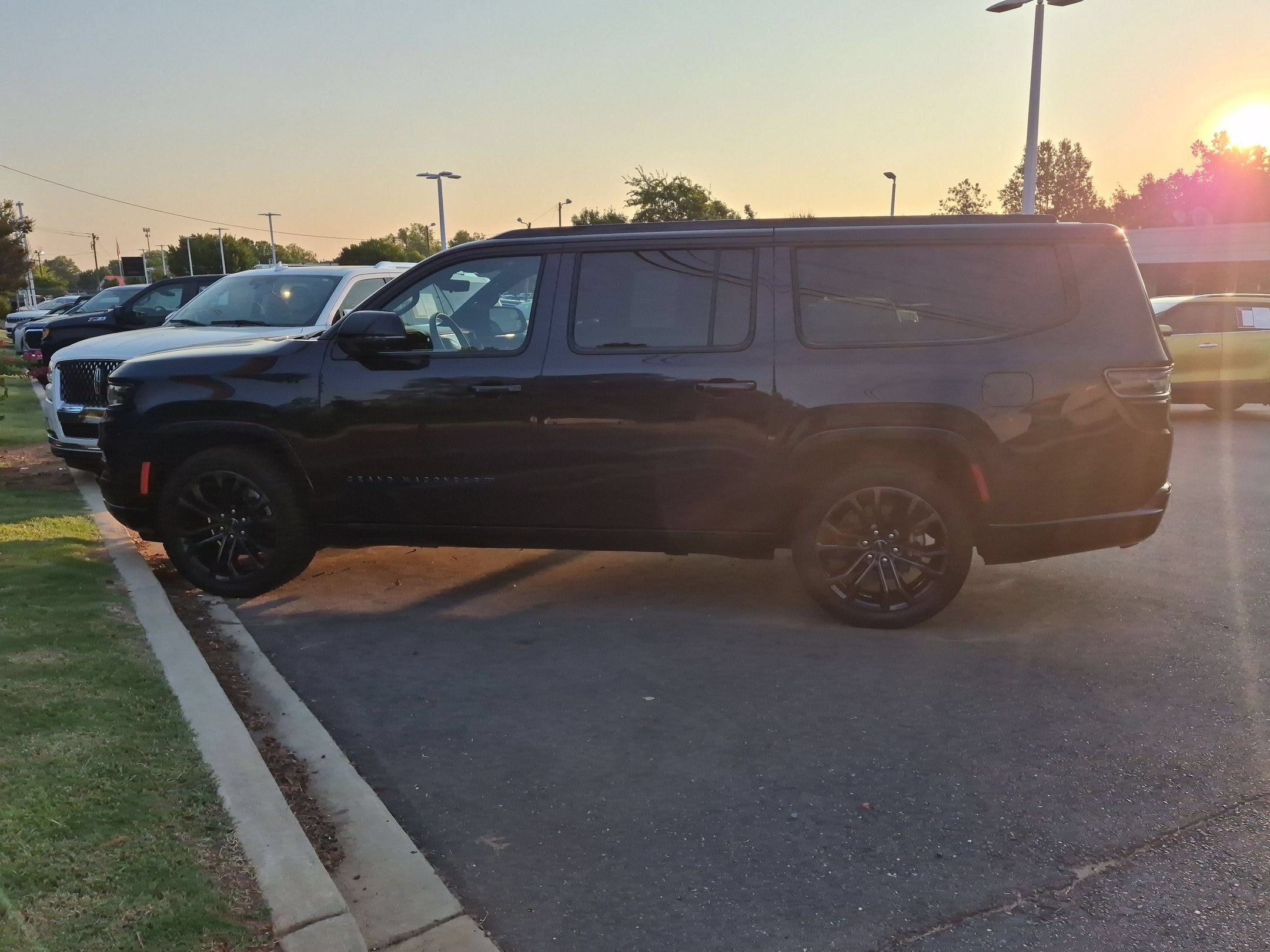 2024 Jeep Grand Wagoneer L Series II