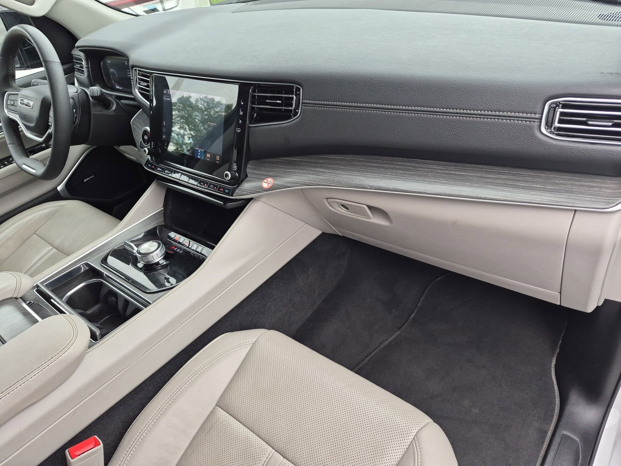2024 Jeep Wagoneer Series II