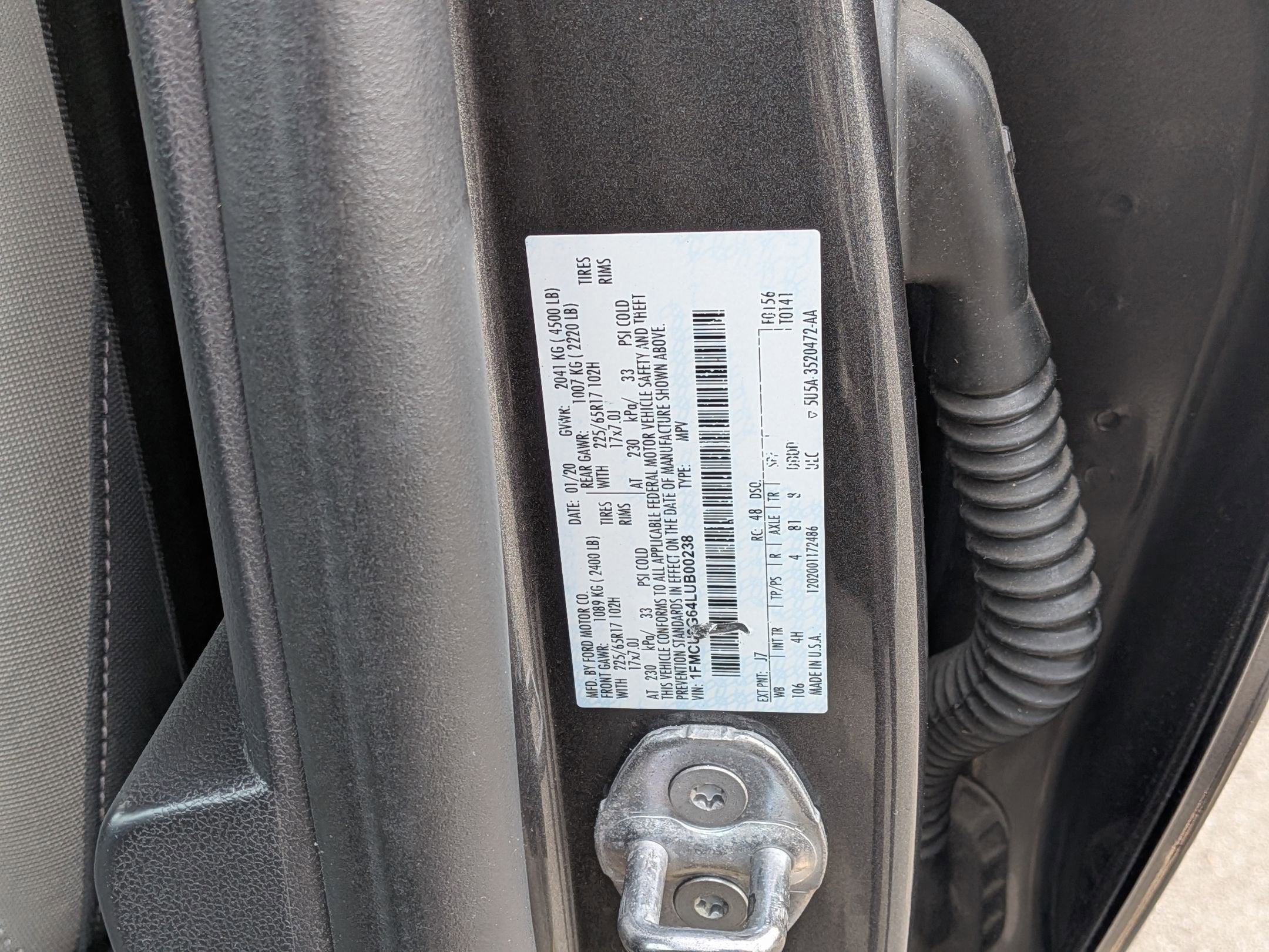 2020 Ford Escape SE