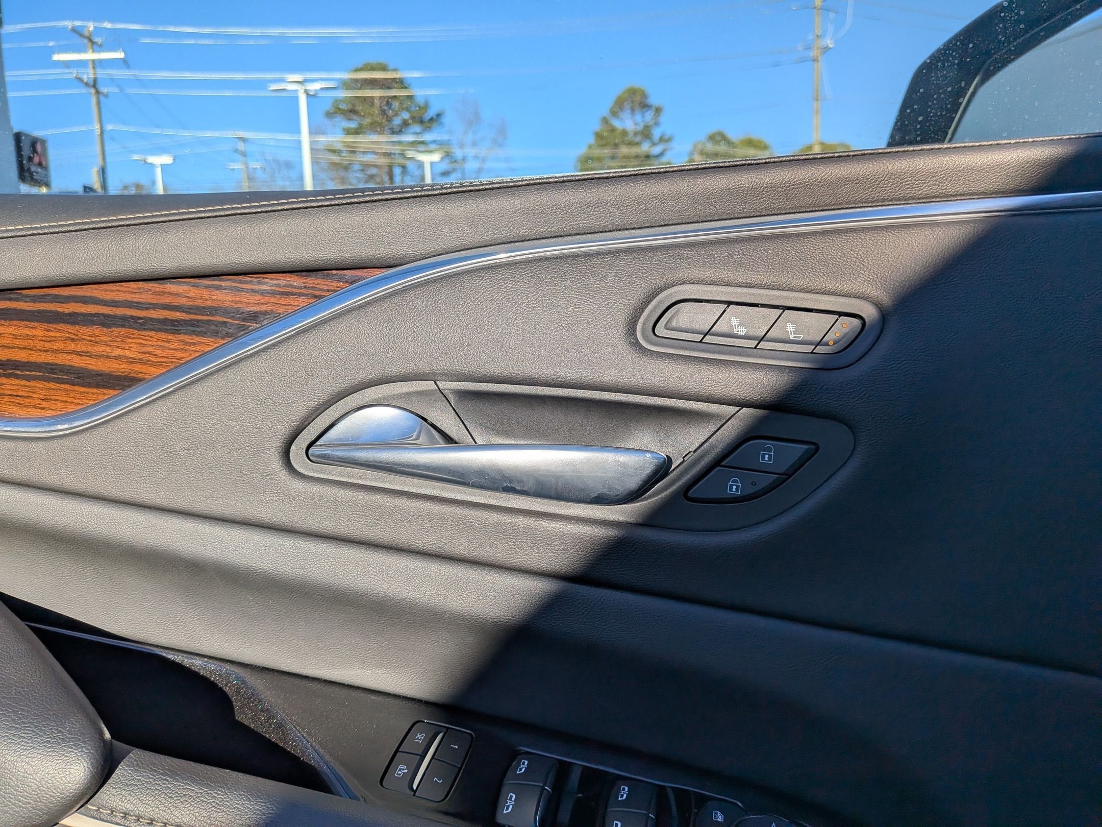 2022 Cadillac Escalade ESV Luxury