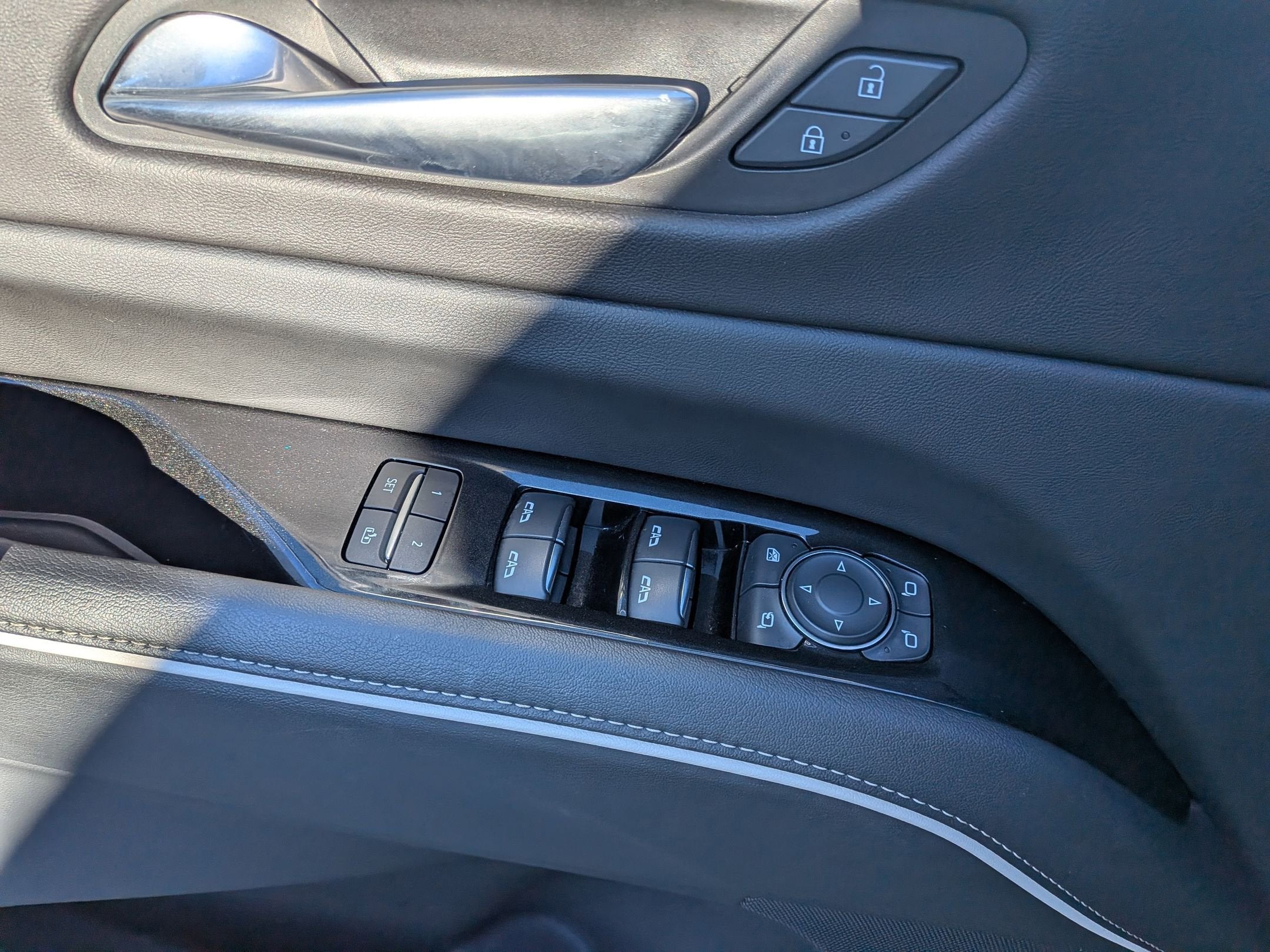 2022 Cadillac Escalade ESV Luxury