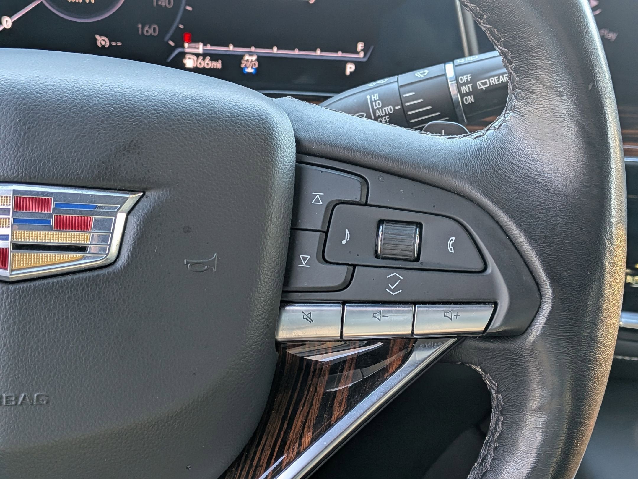 2022 Cadillac Escalade ESV Luxury