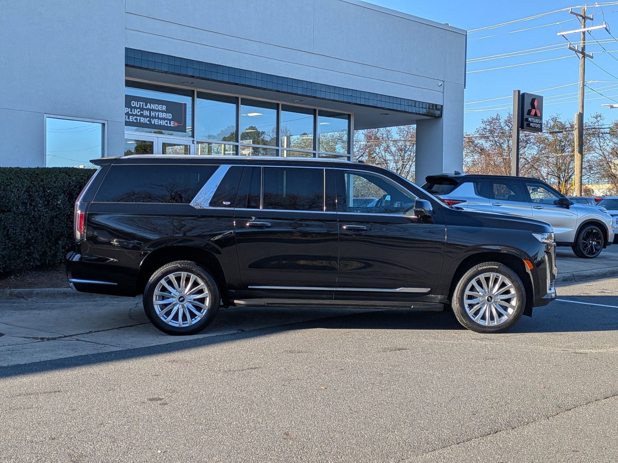2022 Cadillac Escalade ESV Luxury