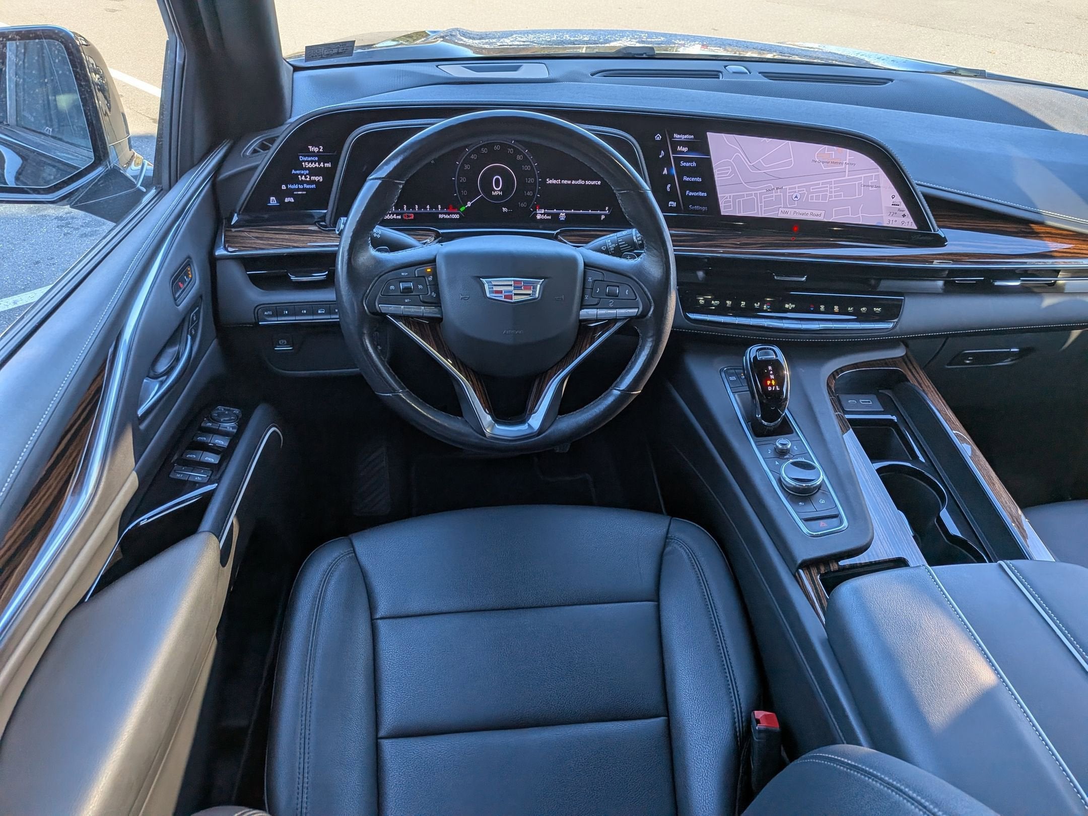 2022 Cadillac Escalade ESV Luxury