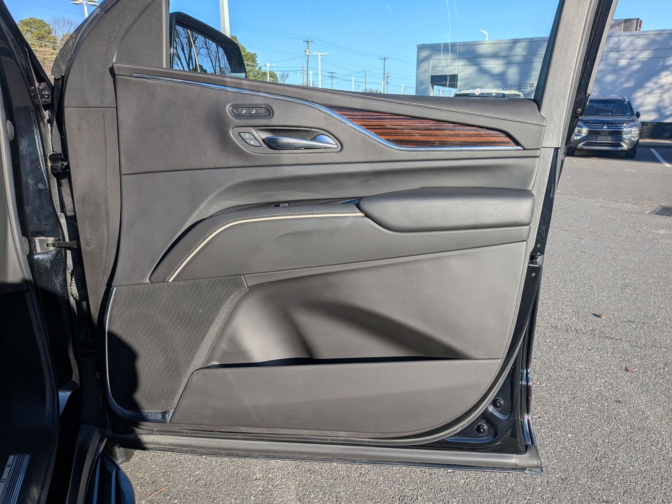 2022 Cadillac Escalade ESV Luxury