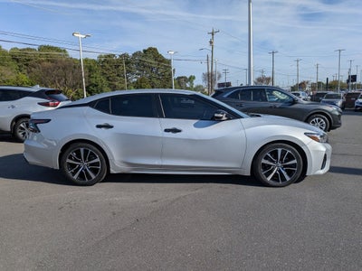 2023 Nissan Maxima SV