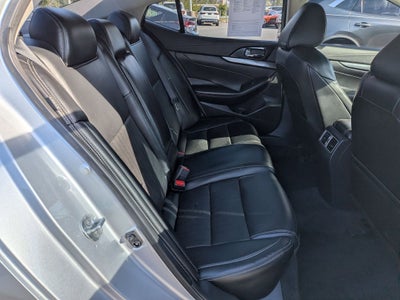 2023 Nissan Maxima SV