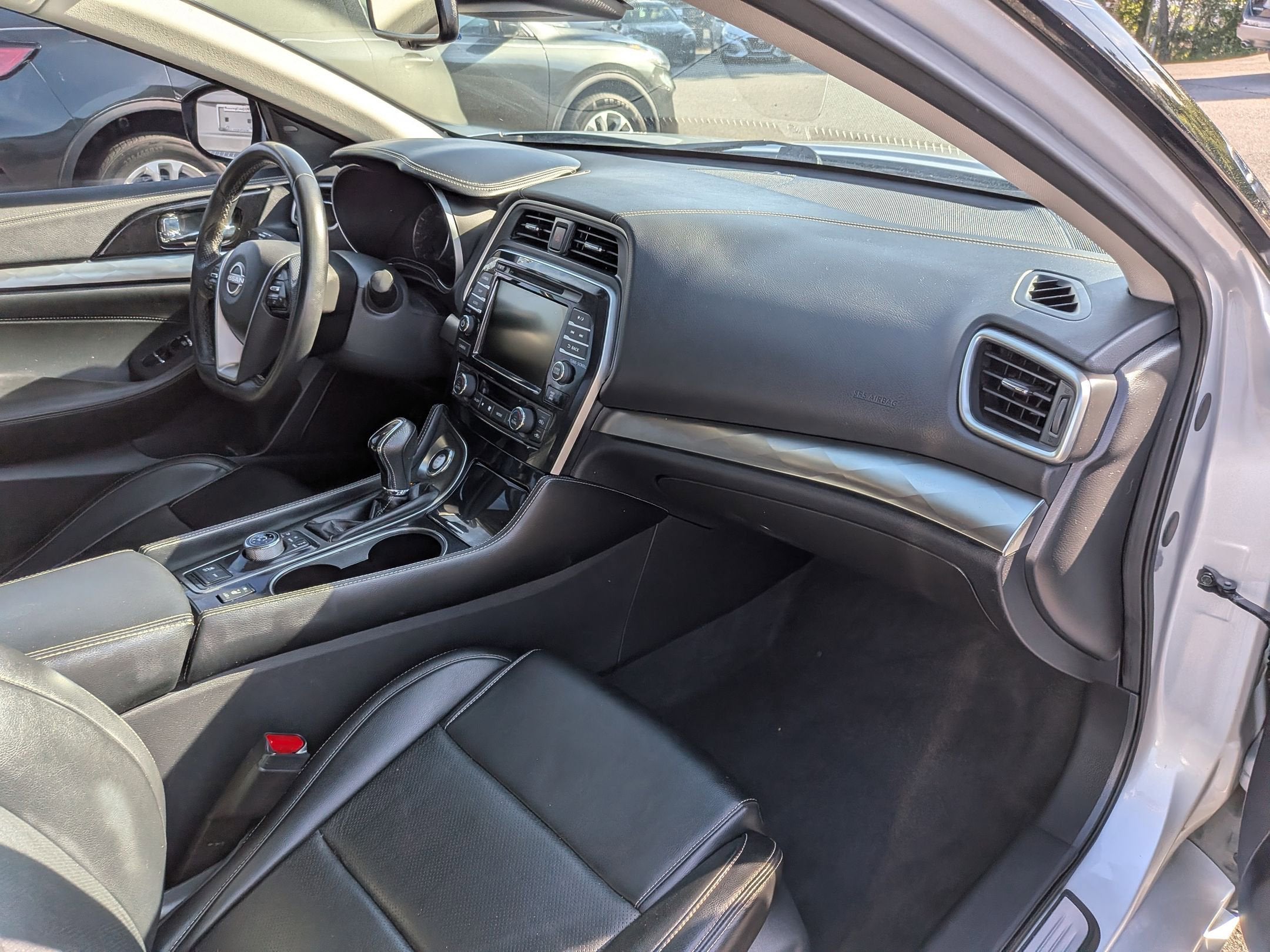 2023 Nissan Maxima SV