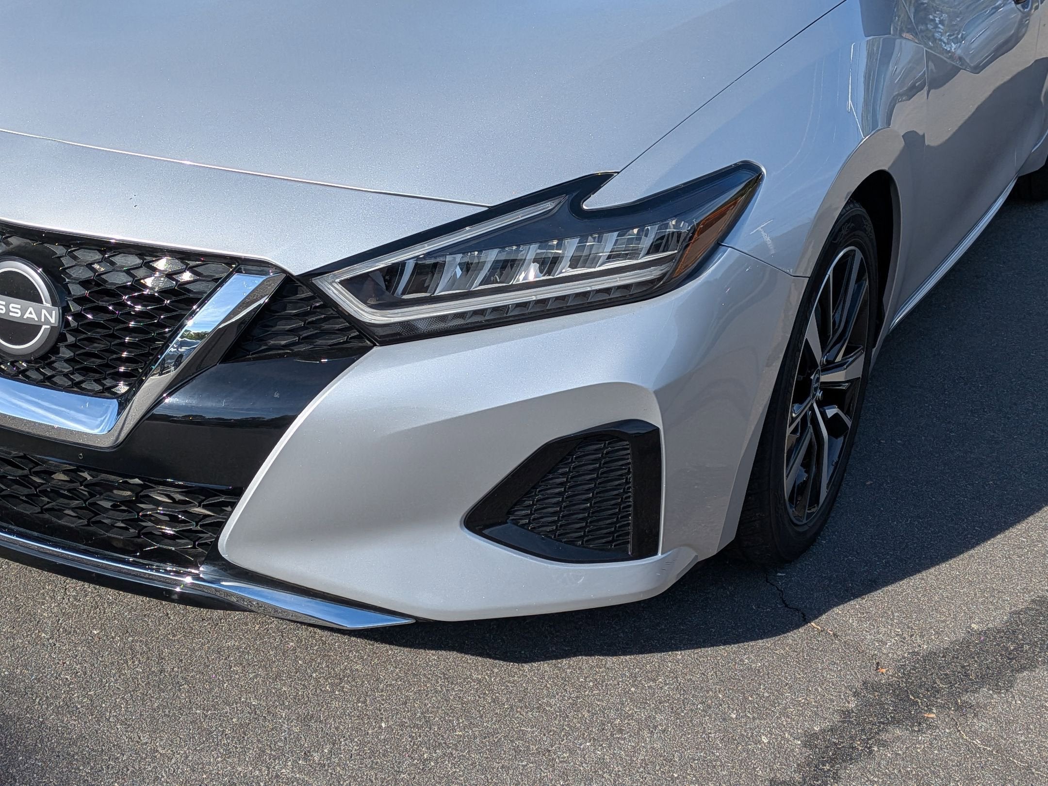 2023 Nissan Maxima SV