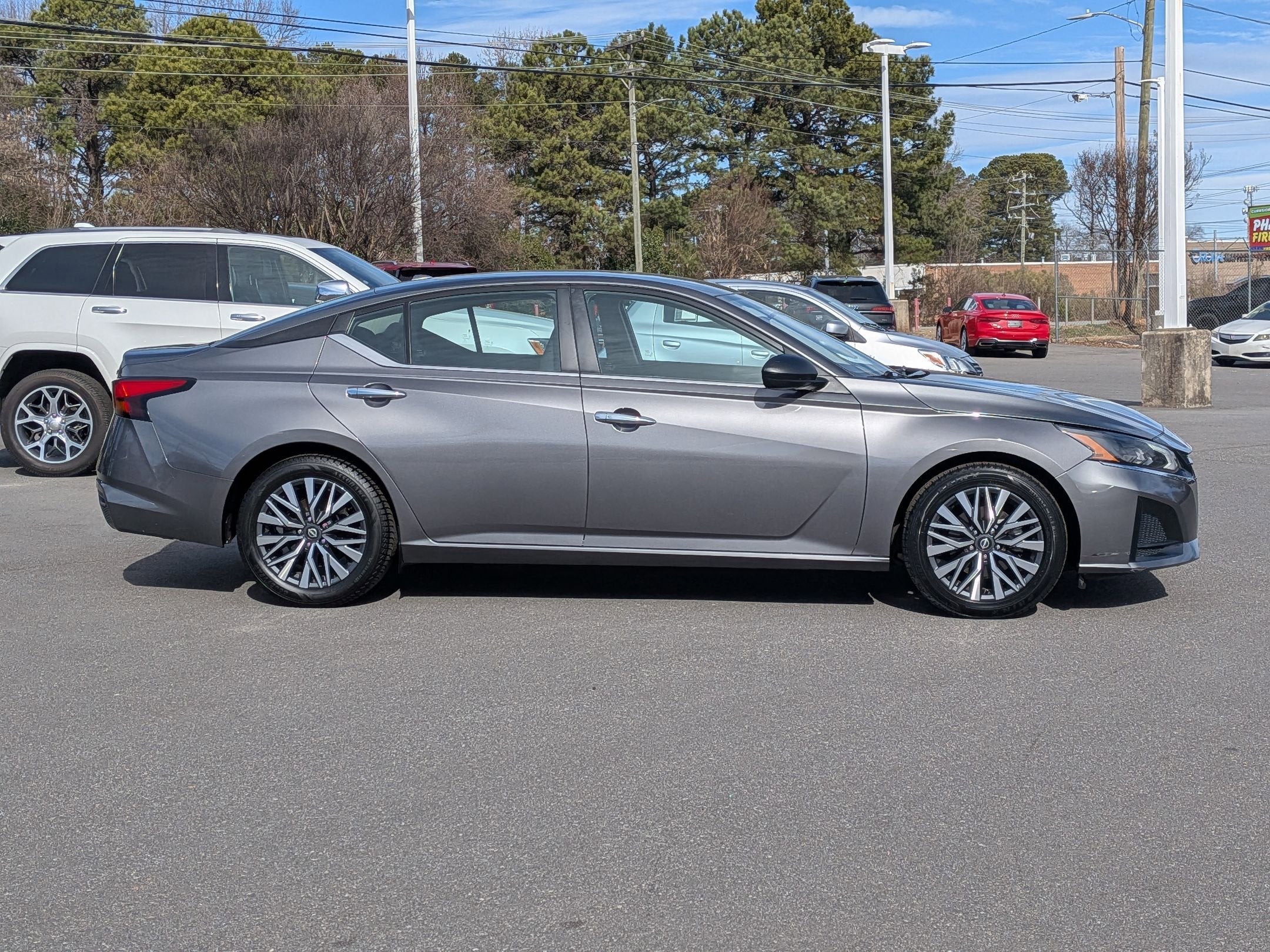 2024 Nissan Altima 2.5 SV