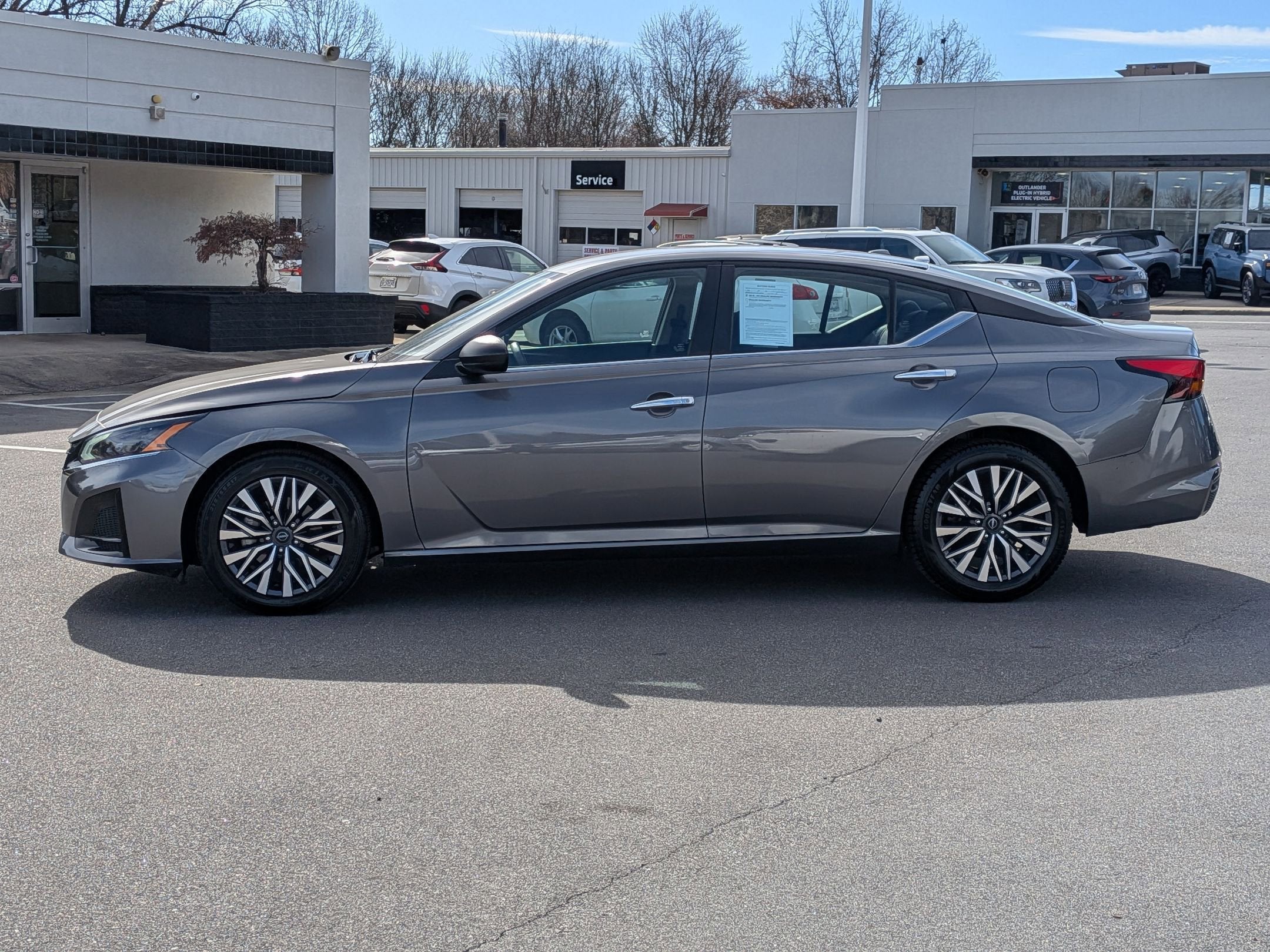 2024 Nissan Altima 2.5 SV