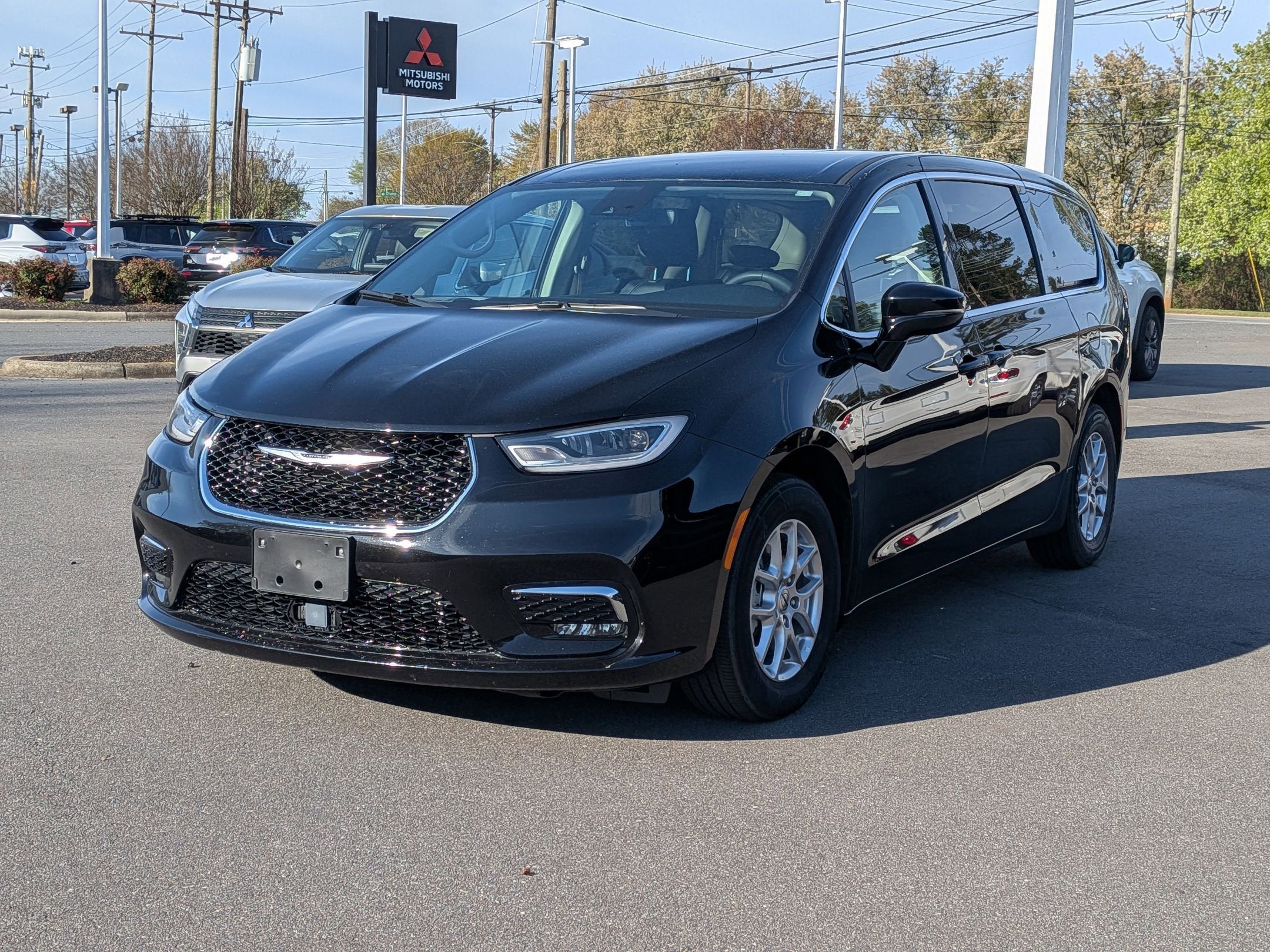 2024 Chrysler Pacifica Touring L