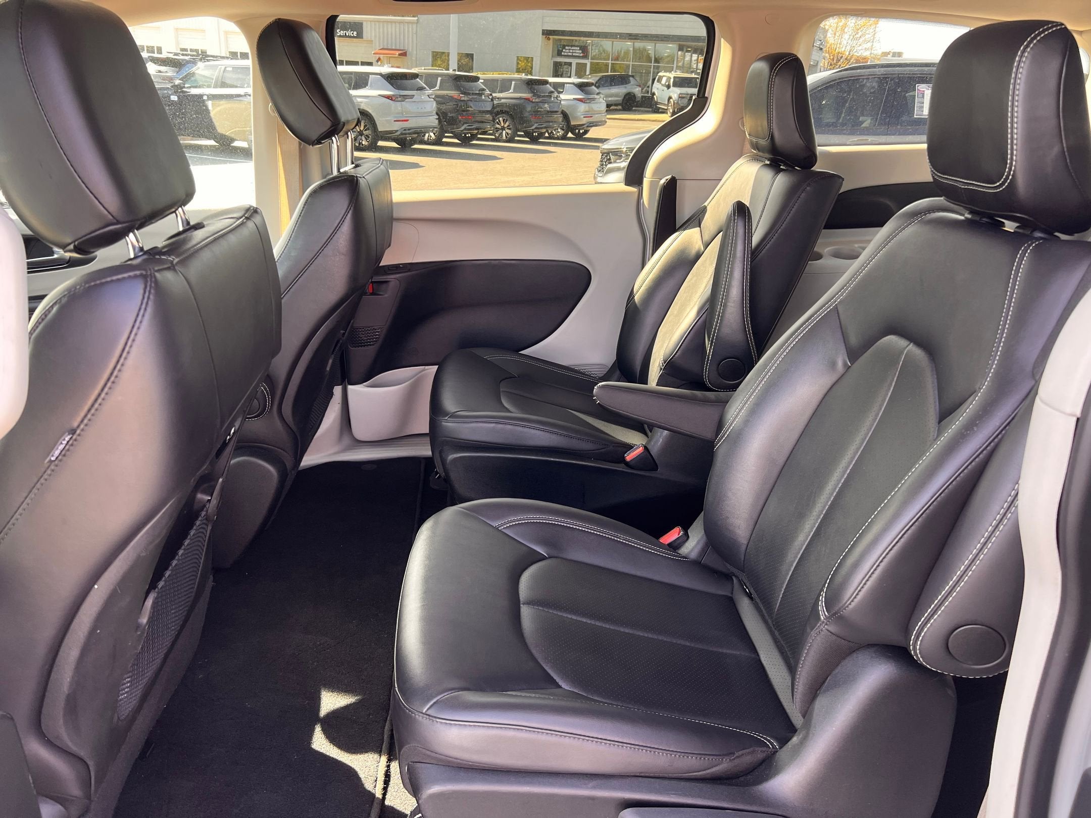 2024 Chrysler Pacifica Hybrid Select