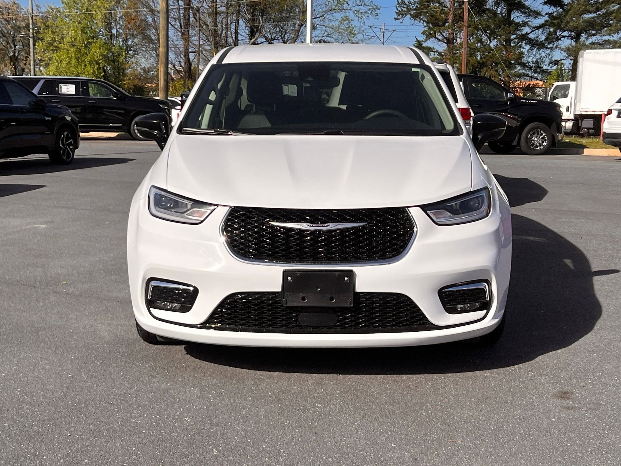 2024 Chrysler Pacifica Hybrid Select