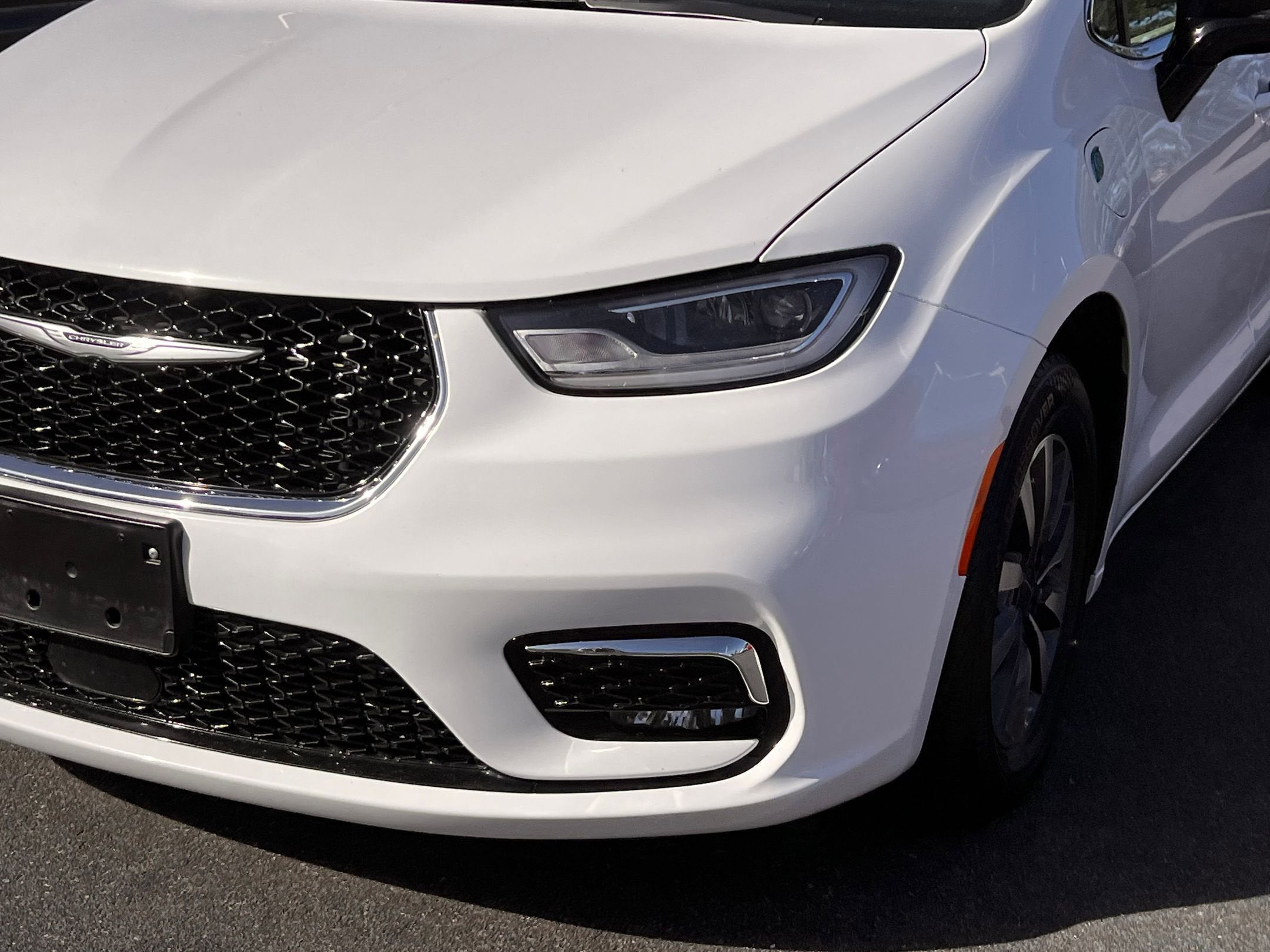 2024 Chrysler Pacifica Hybrid Select