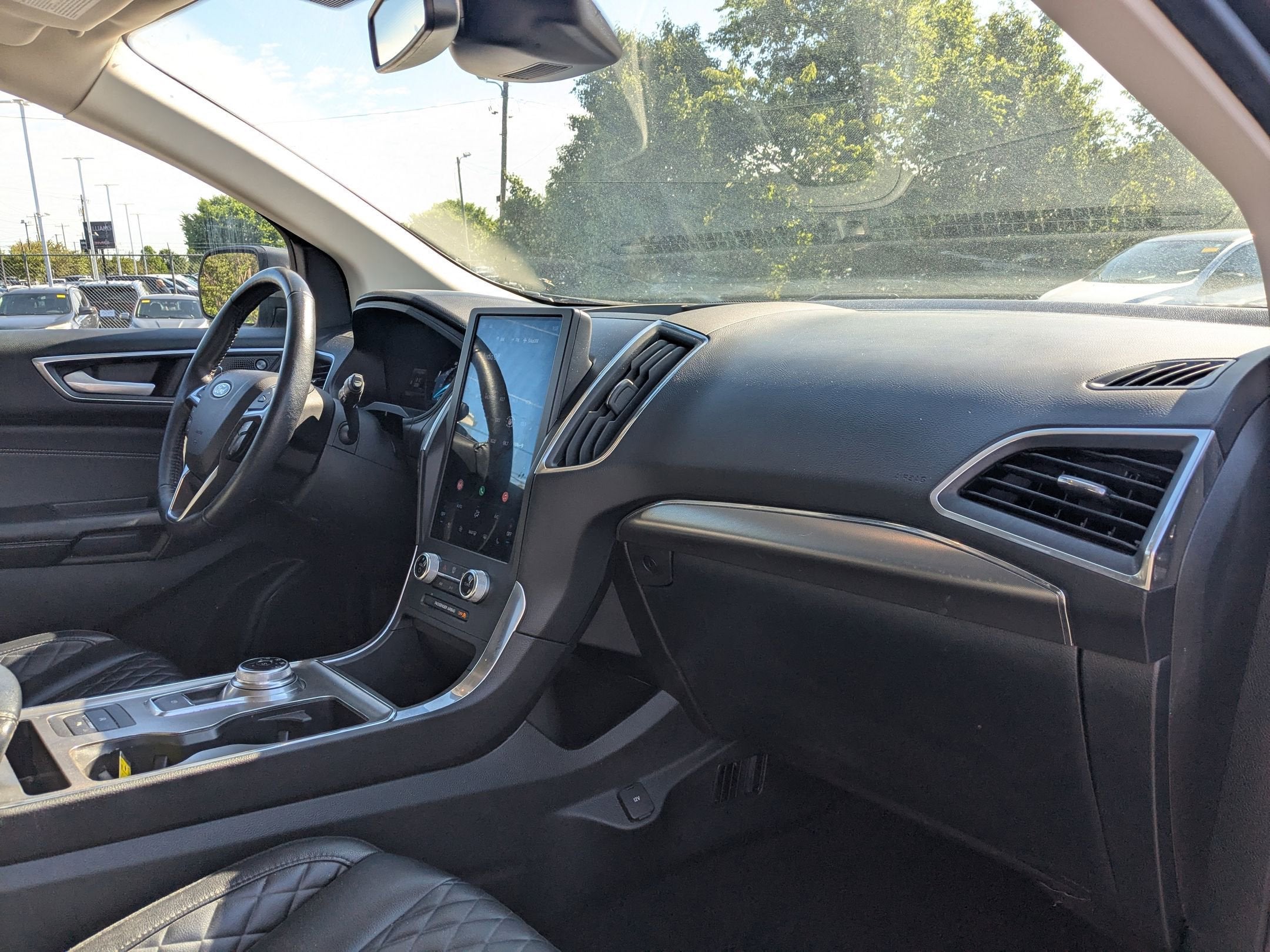 2023 Ford Edge Titanium