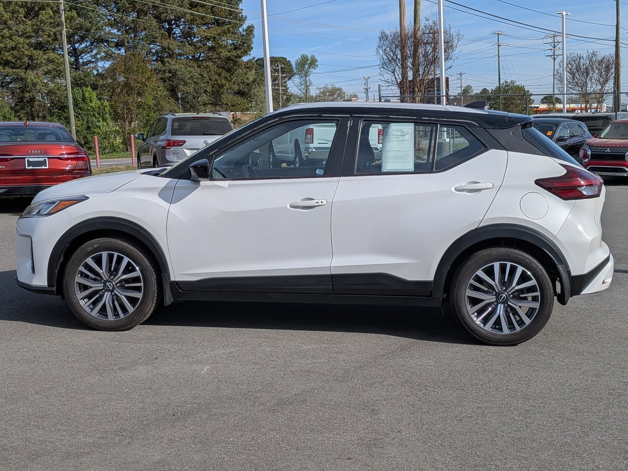 2023 Nissan Kicks SV