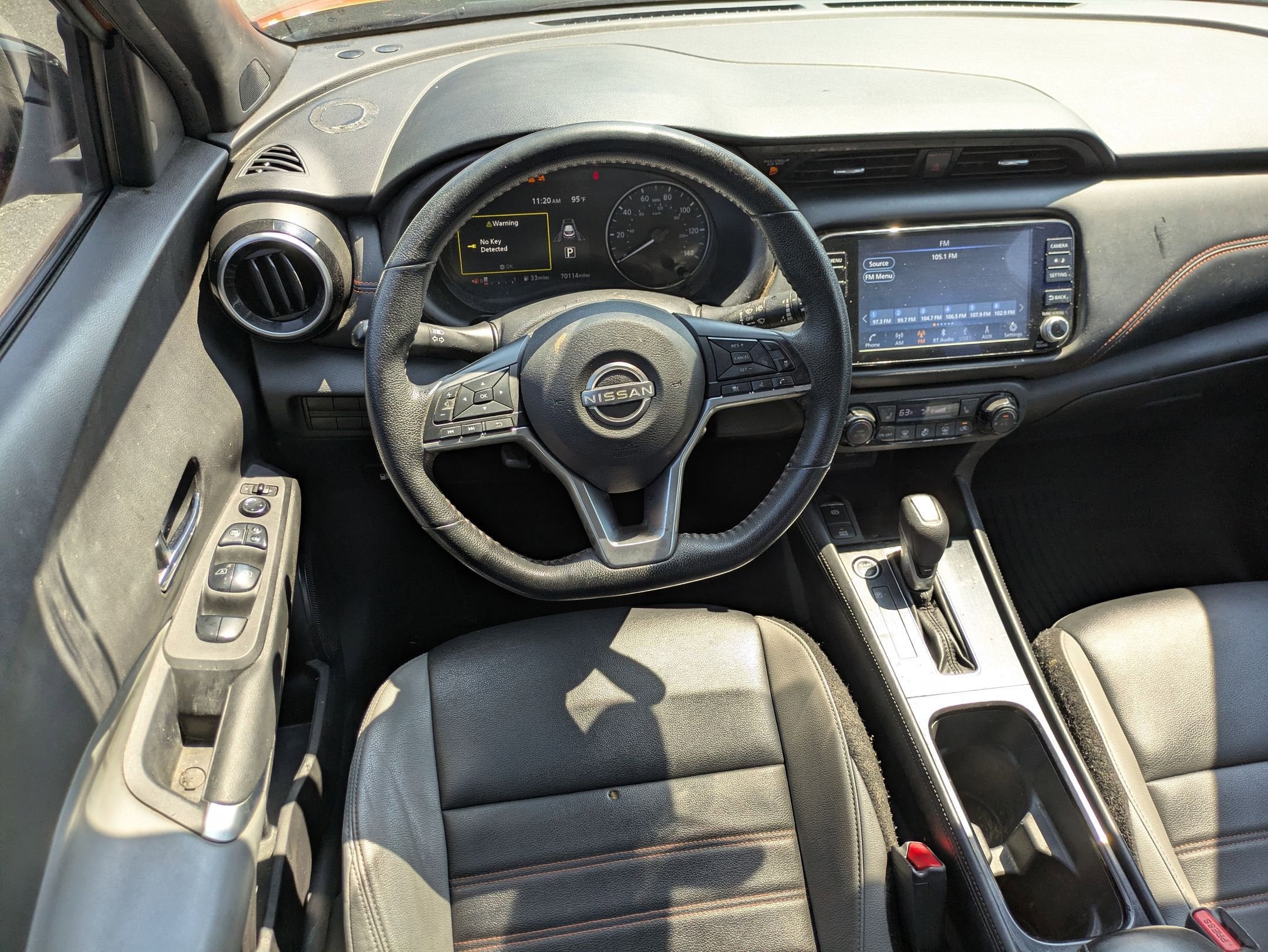 2023 Nissan Kicks SR