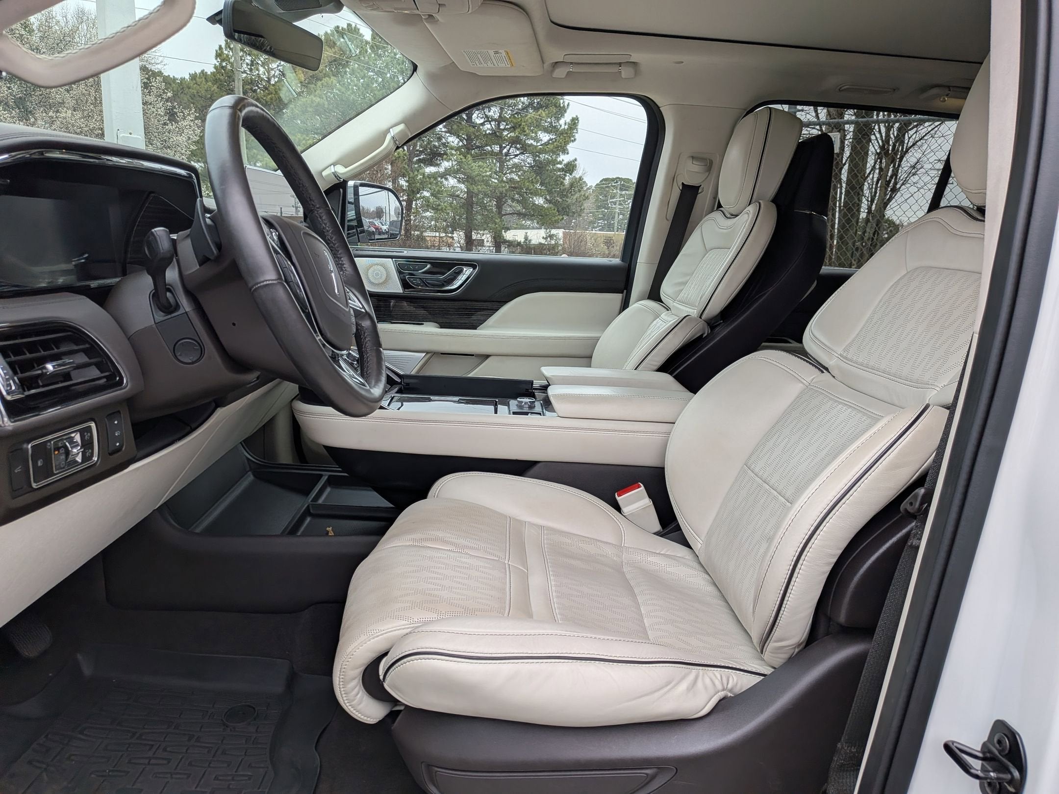 2023 Lincoln Navigator Black Label