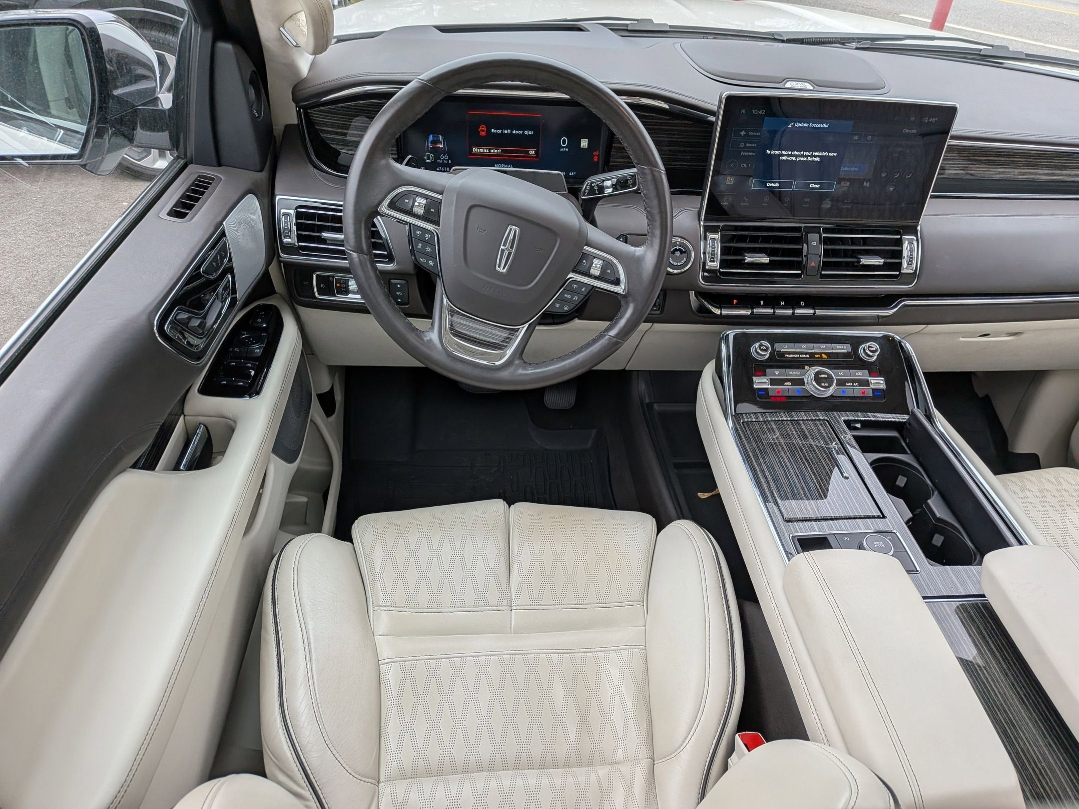 2023 Lincoln Navigator Black Label