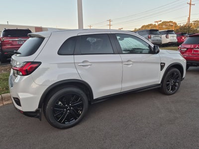 2027 Mitsubishi Outlander Sport LE