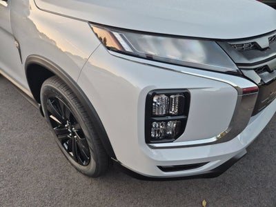 2027 Mitsubishi Outlander Sport LE