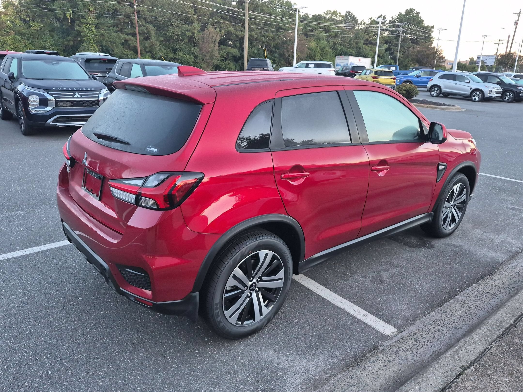 2027 Mitsubishi Outlander Sport ES
