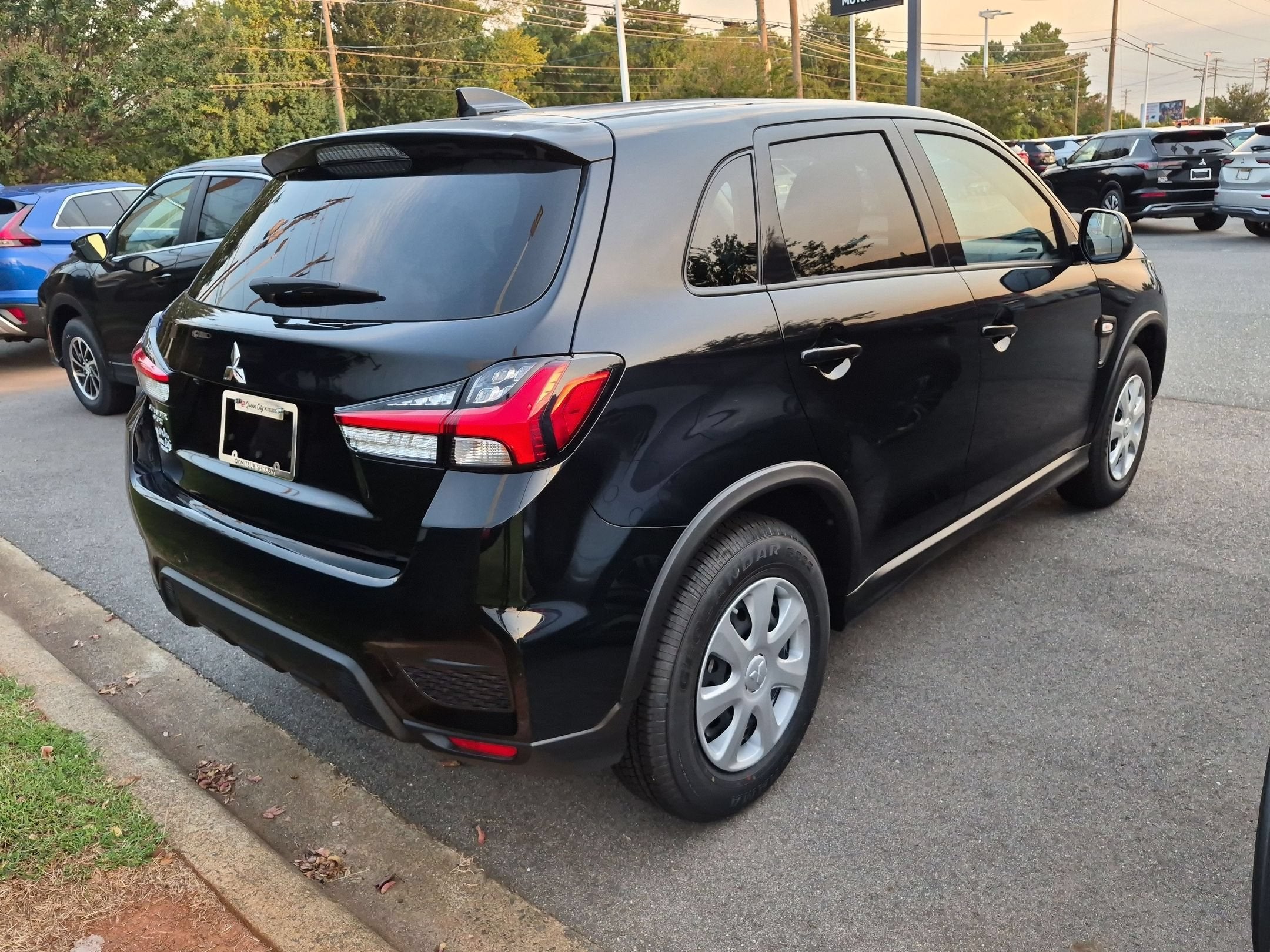 2027 Mitsubishi Outlander Sport S