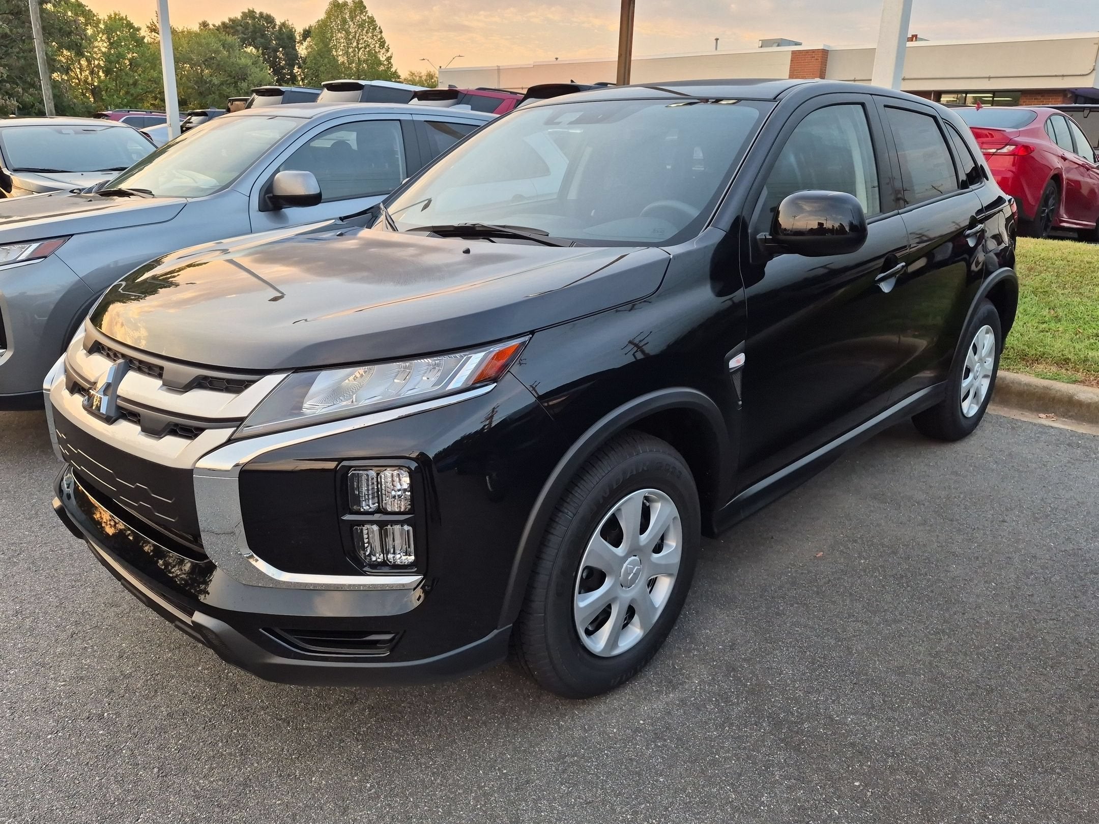 2027 Mitsubishi Outlander Sport S