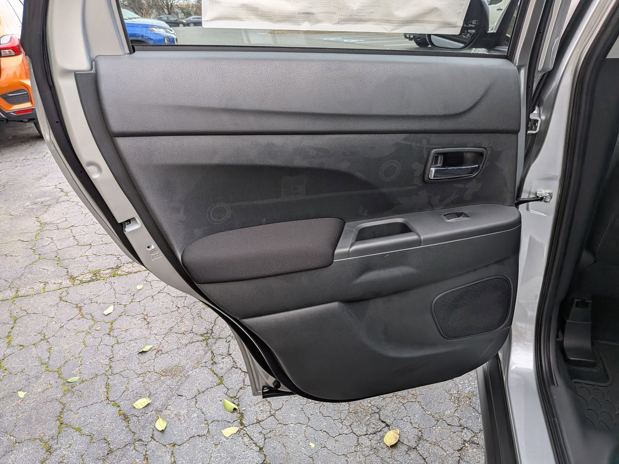 2025 Mitsubishi Outlander Sport ES