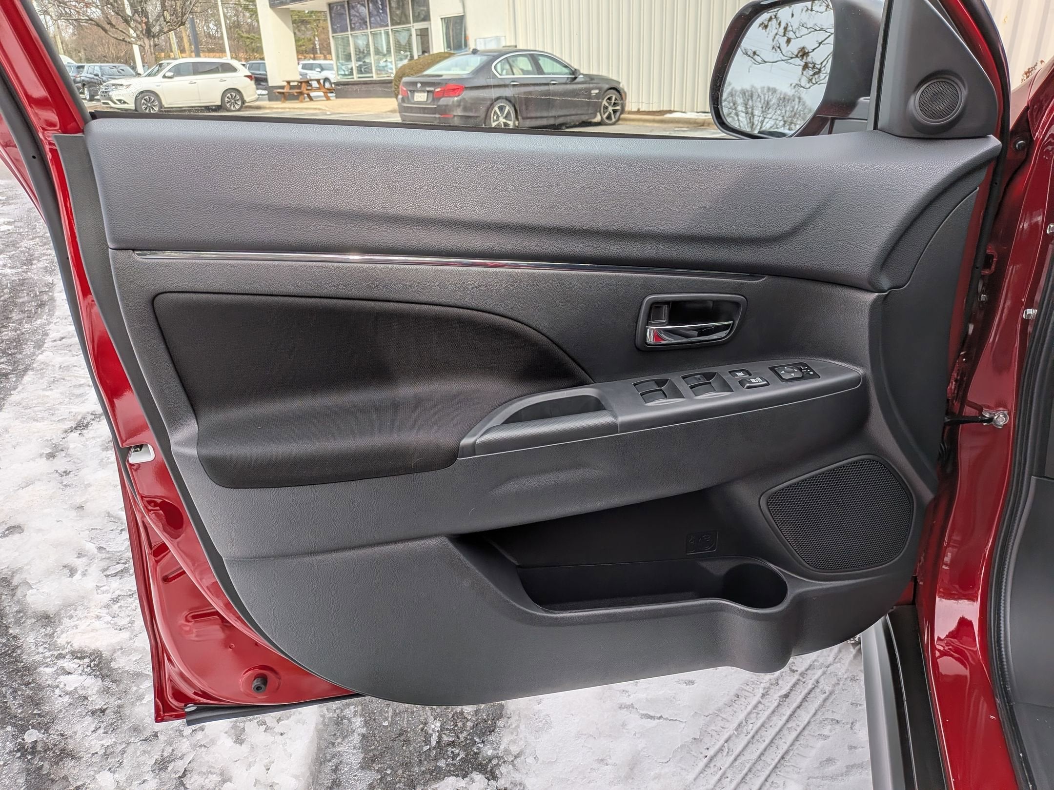 2026 Mitsubishi Outlander Sport LE