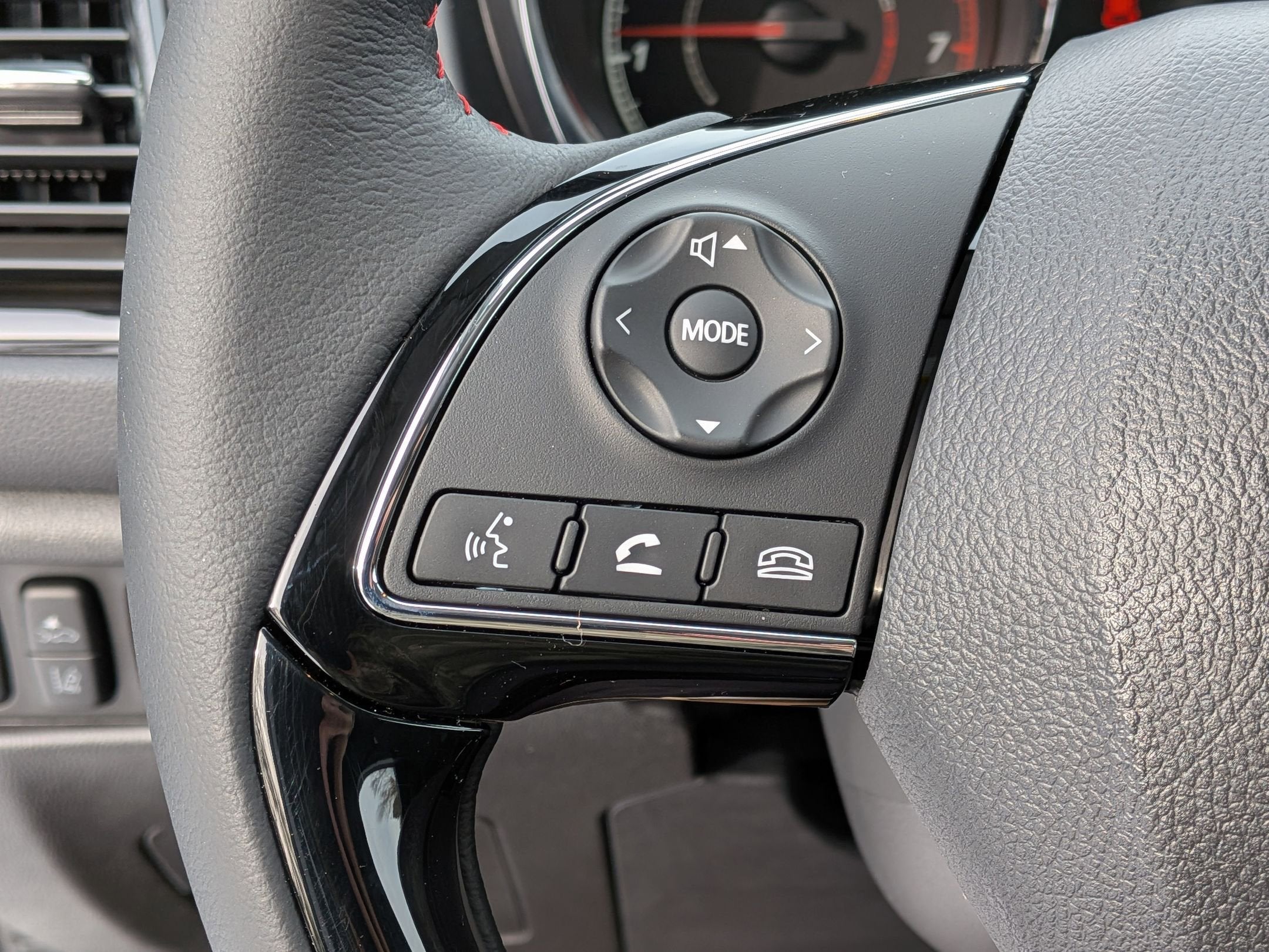 2026 Mitsubishi Outlander Sport LE