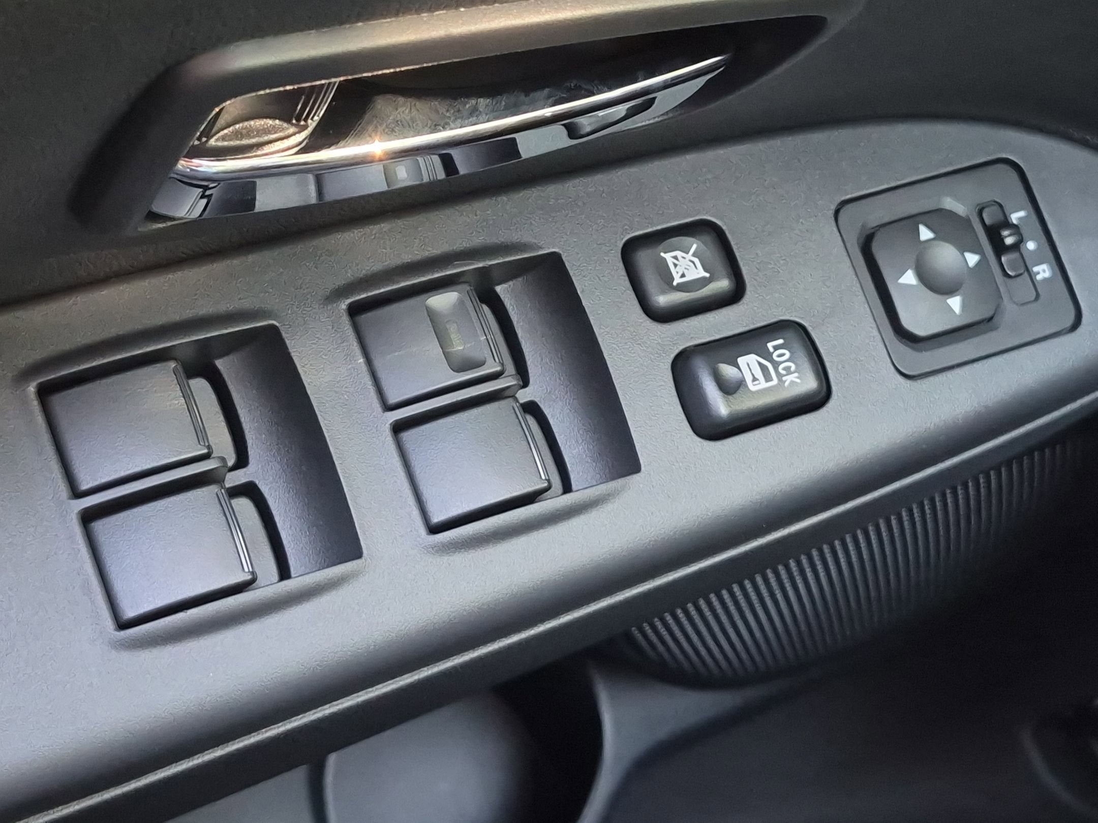 2026 Mitsubishi Outlander Sport ES