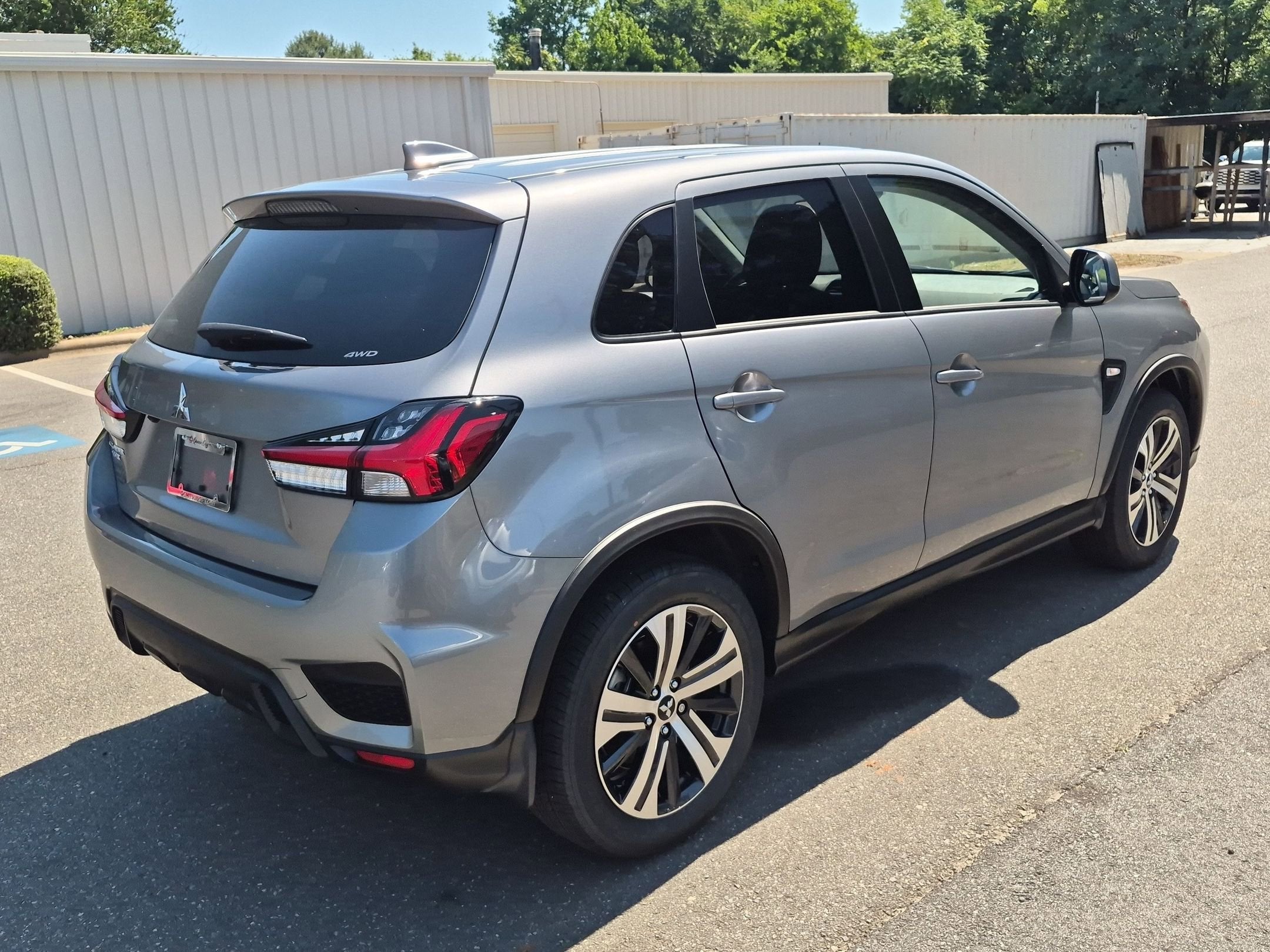 2026 Mitsubishi Outlander Sport ES