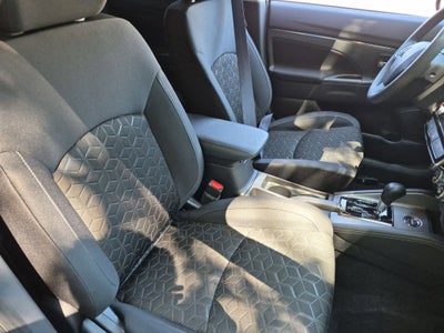 2026 Mitsubishi Outlander Sport ES
