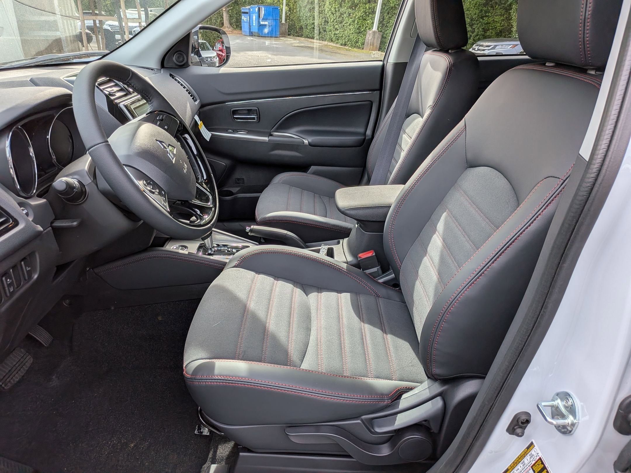 2026 Mitsubishi Outlander Sport SE