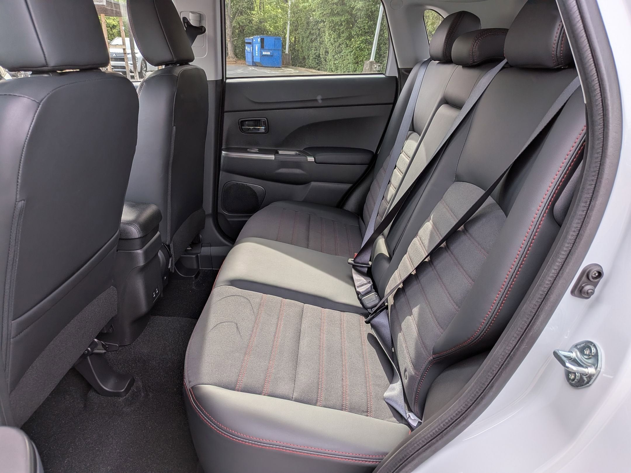 2026 Mitsubishi Outlander Sport SE