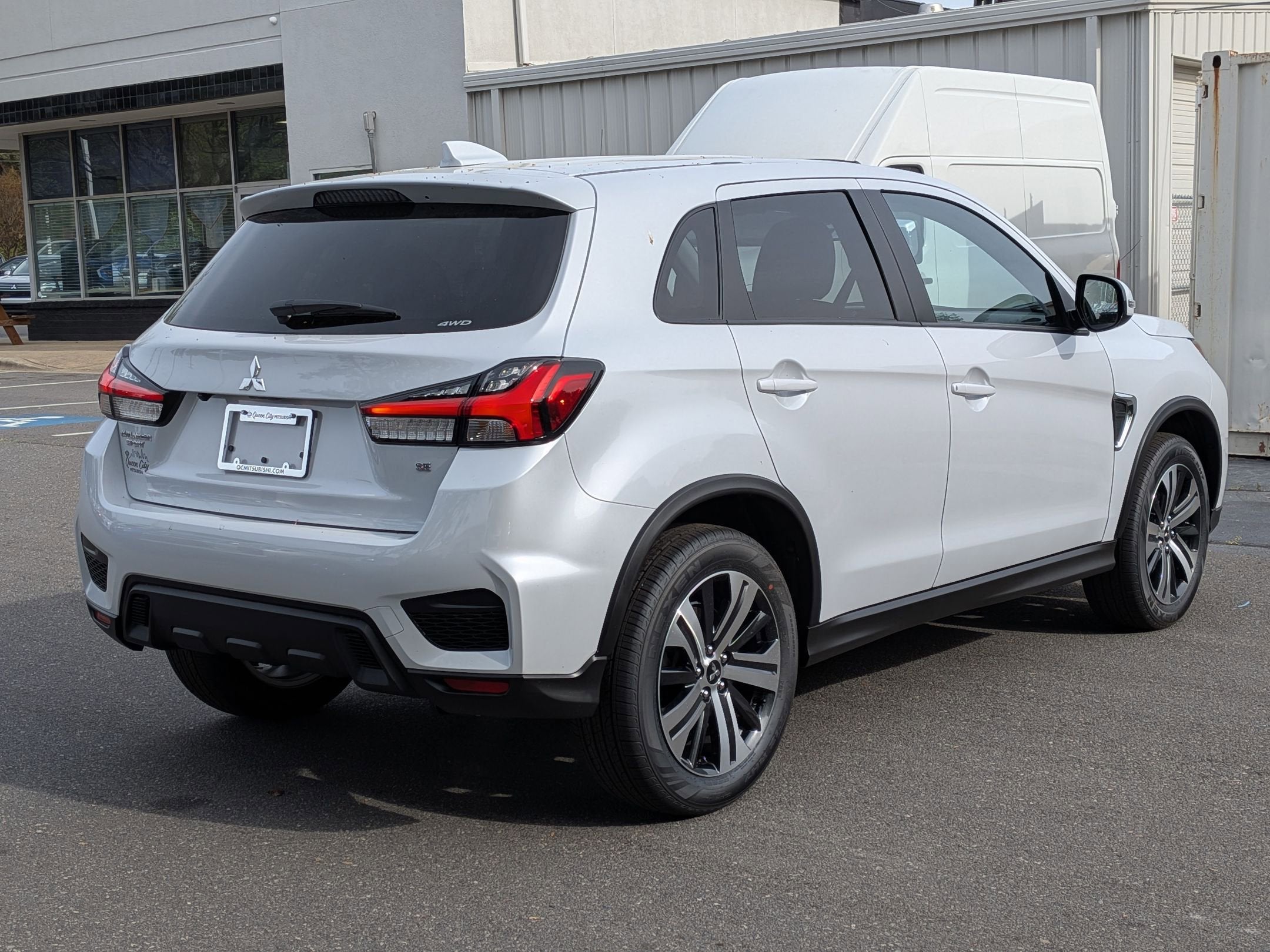 2026 Mitsubishi Outlander Sport SE