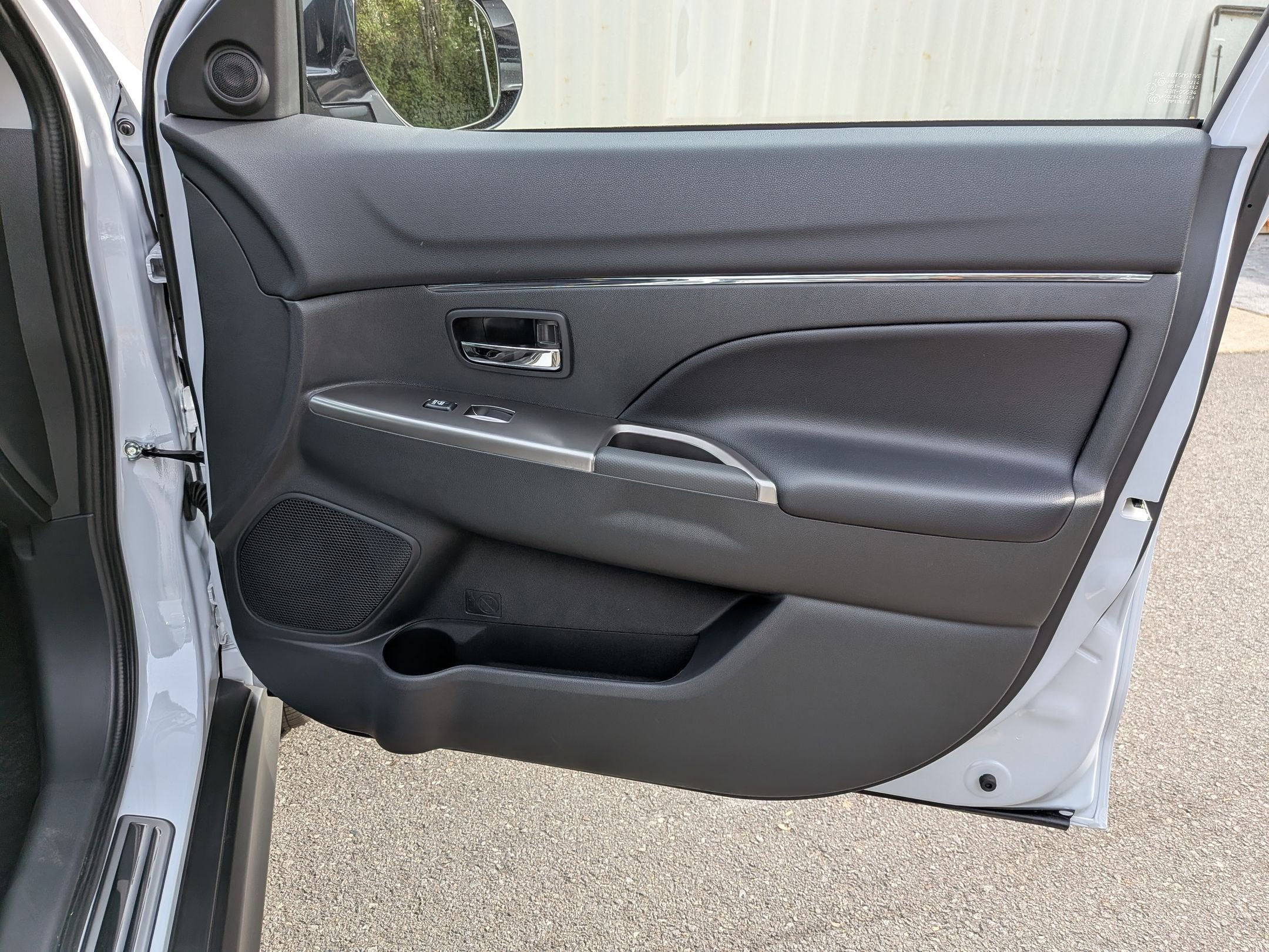2026 Mitsubishi Outlander Sport SE