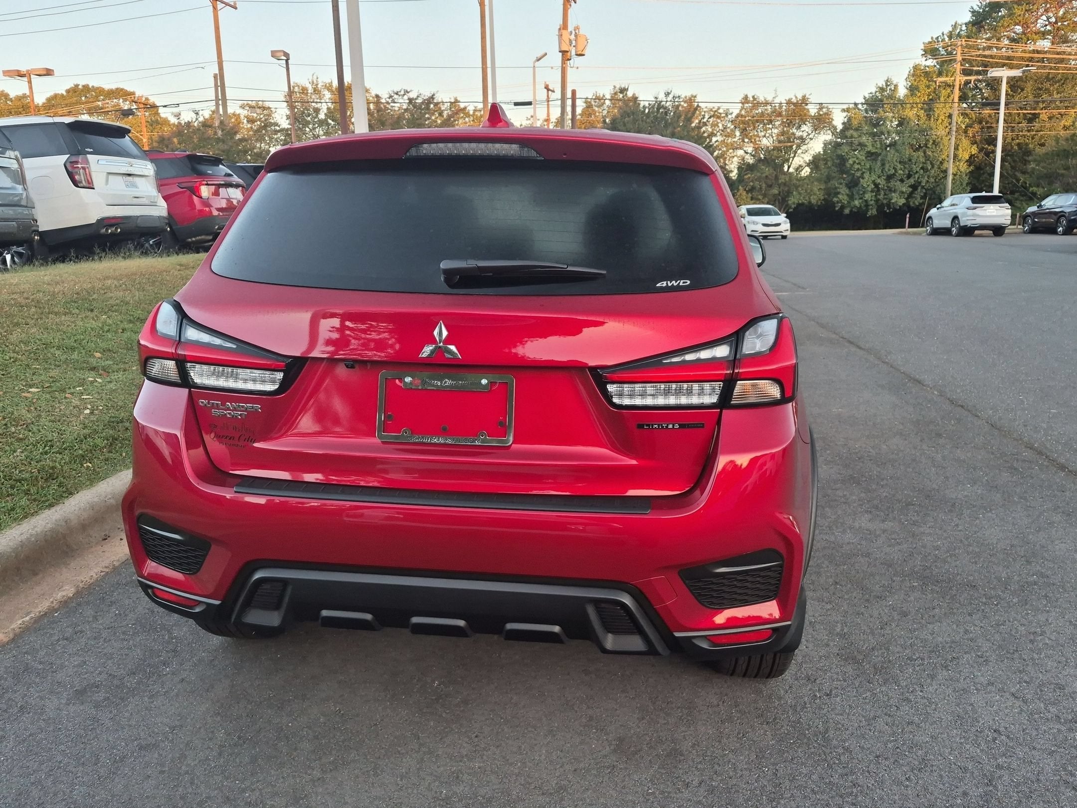 2027 Mitsubishi Outlander Sport LE