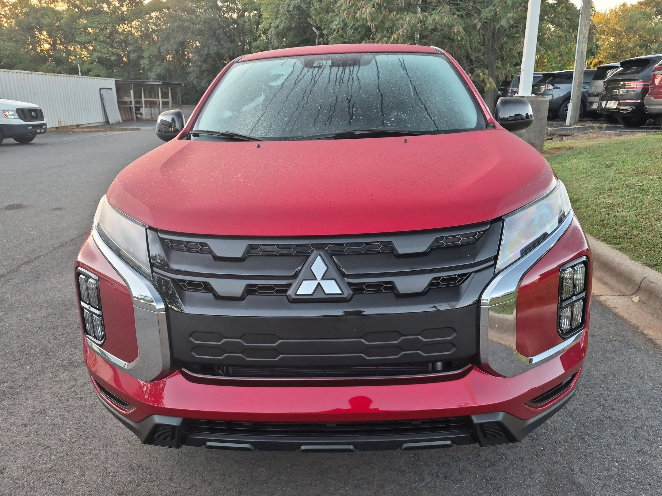 2027 Mitsubishi Outlander Sport LE