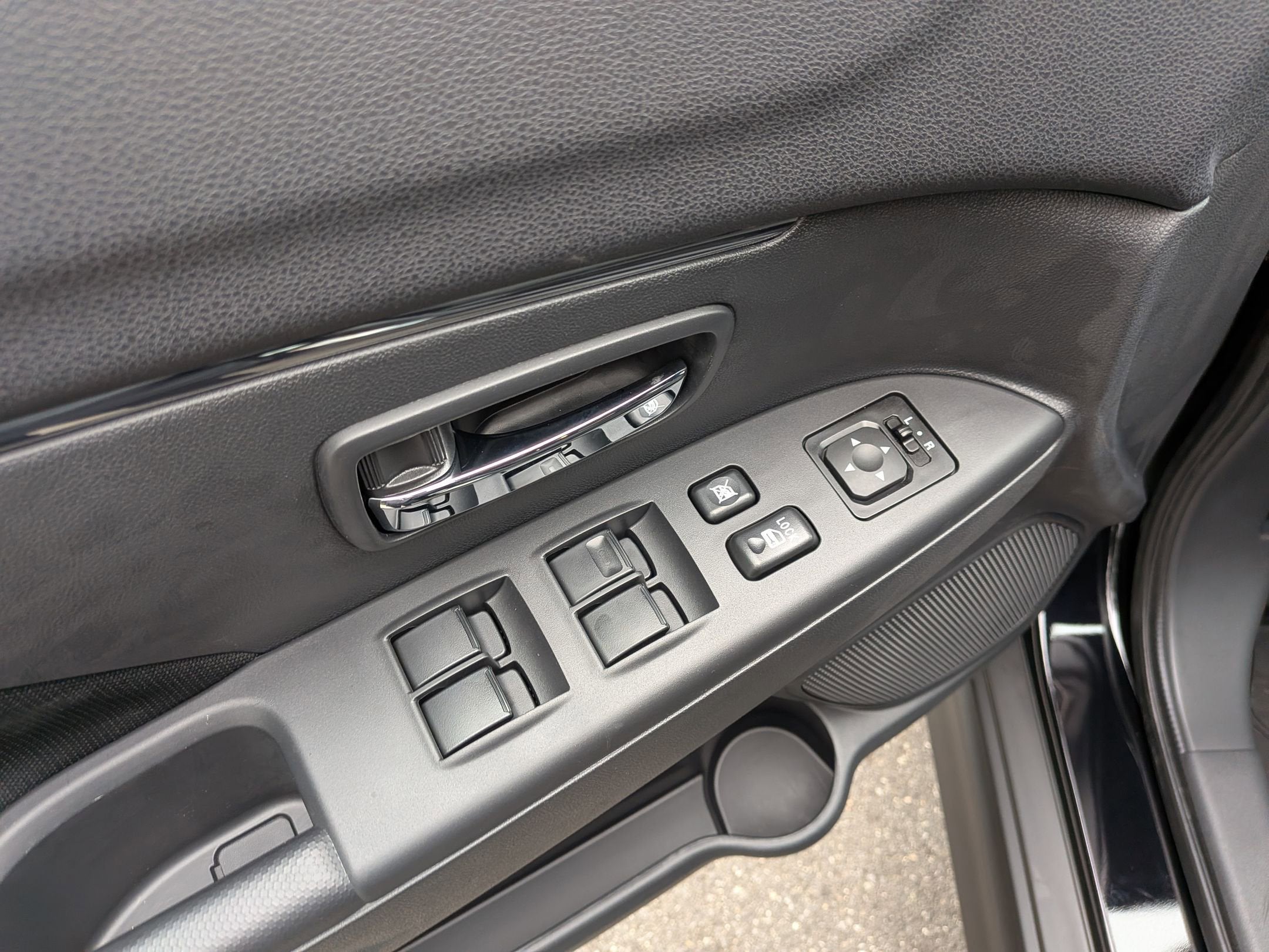 2025 Mitsubishi Outlander Sport Trail Edition