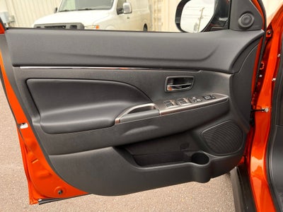 2026 Mitsubishi Outlander Sport SE