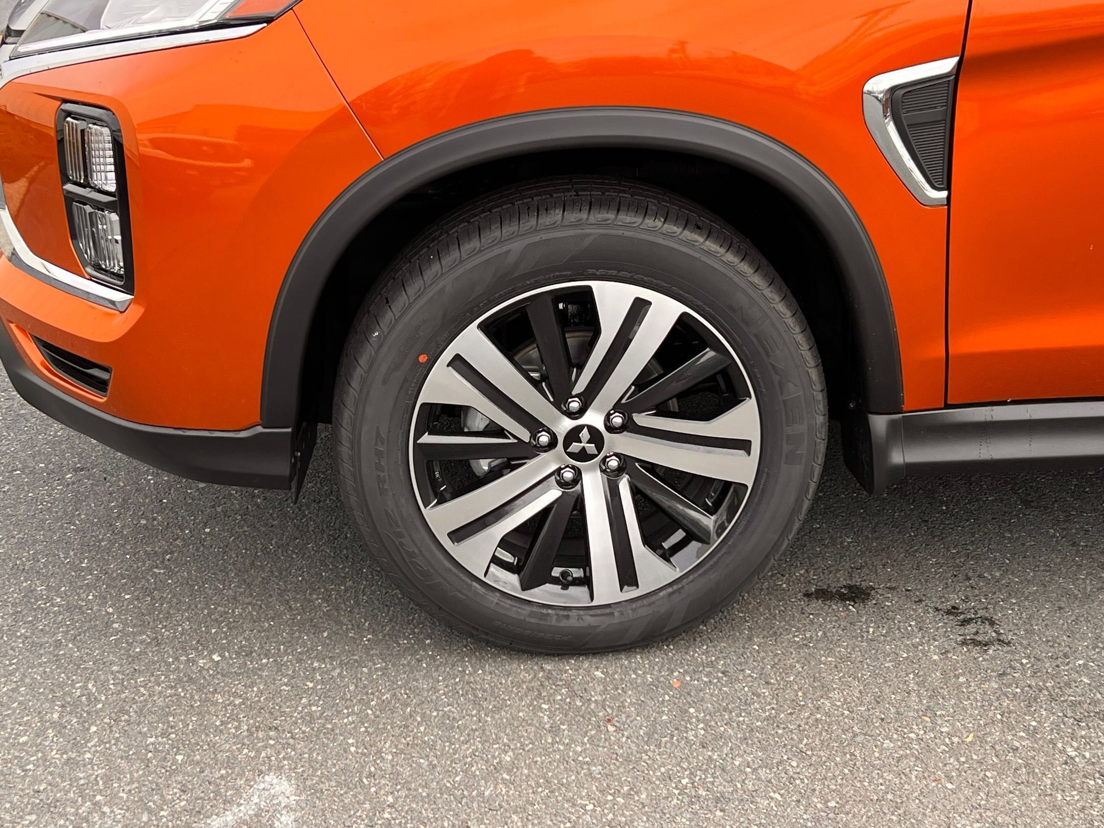 2026 Mitsubishi Outlander Sport SE