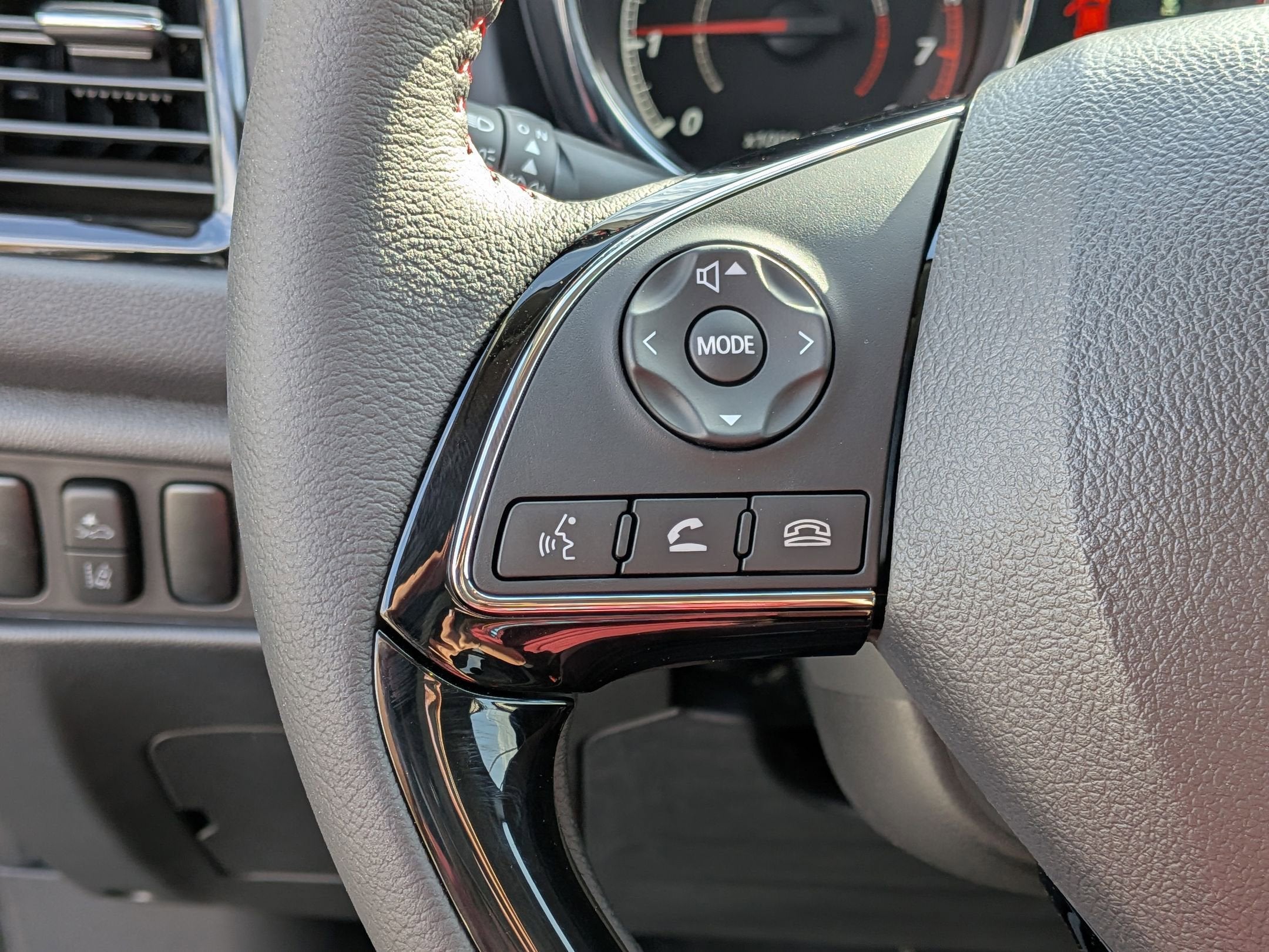 2026 Mitsubishi Outlander Sport LE