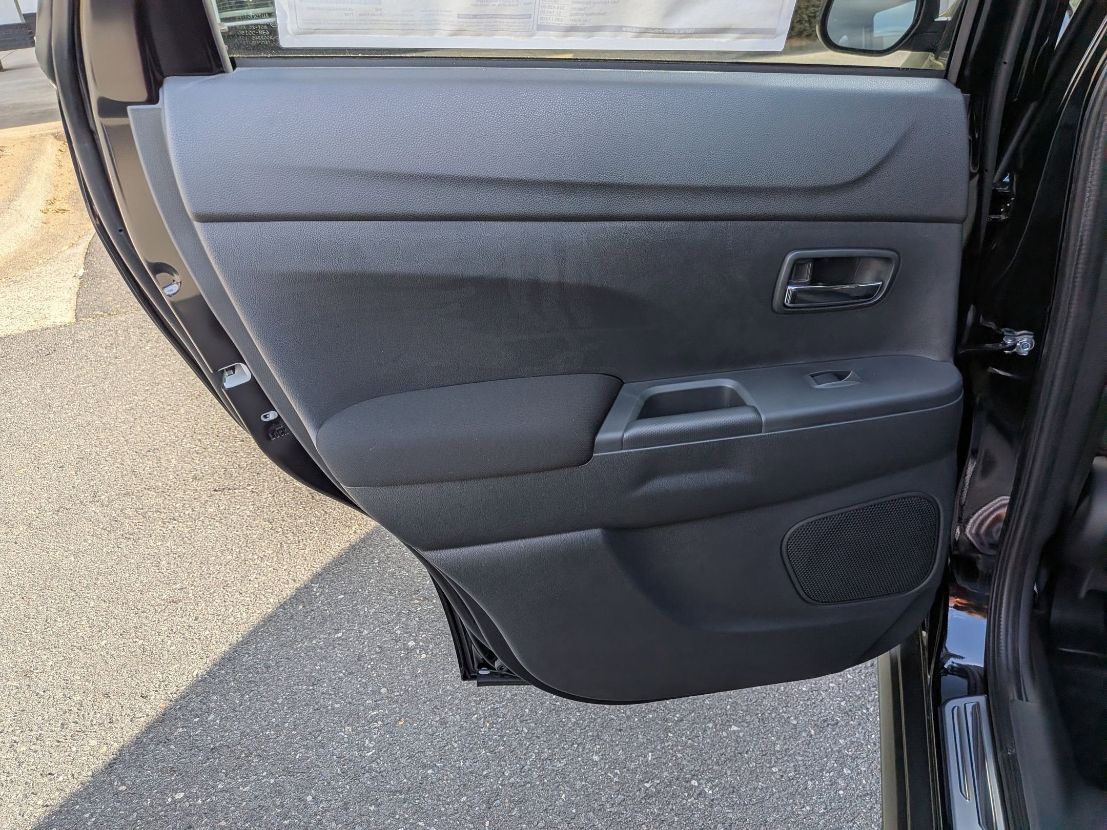 2026 Mitsubishi Outlander Sport LE