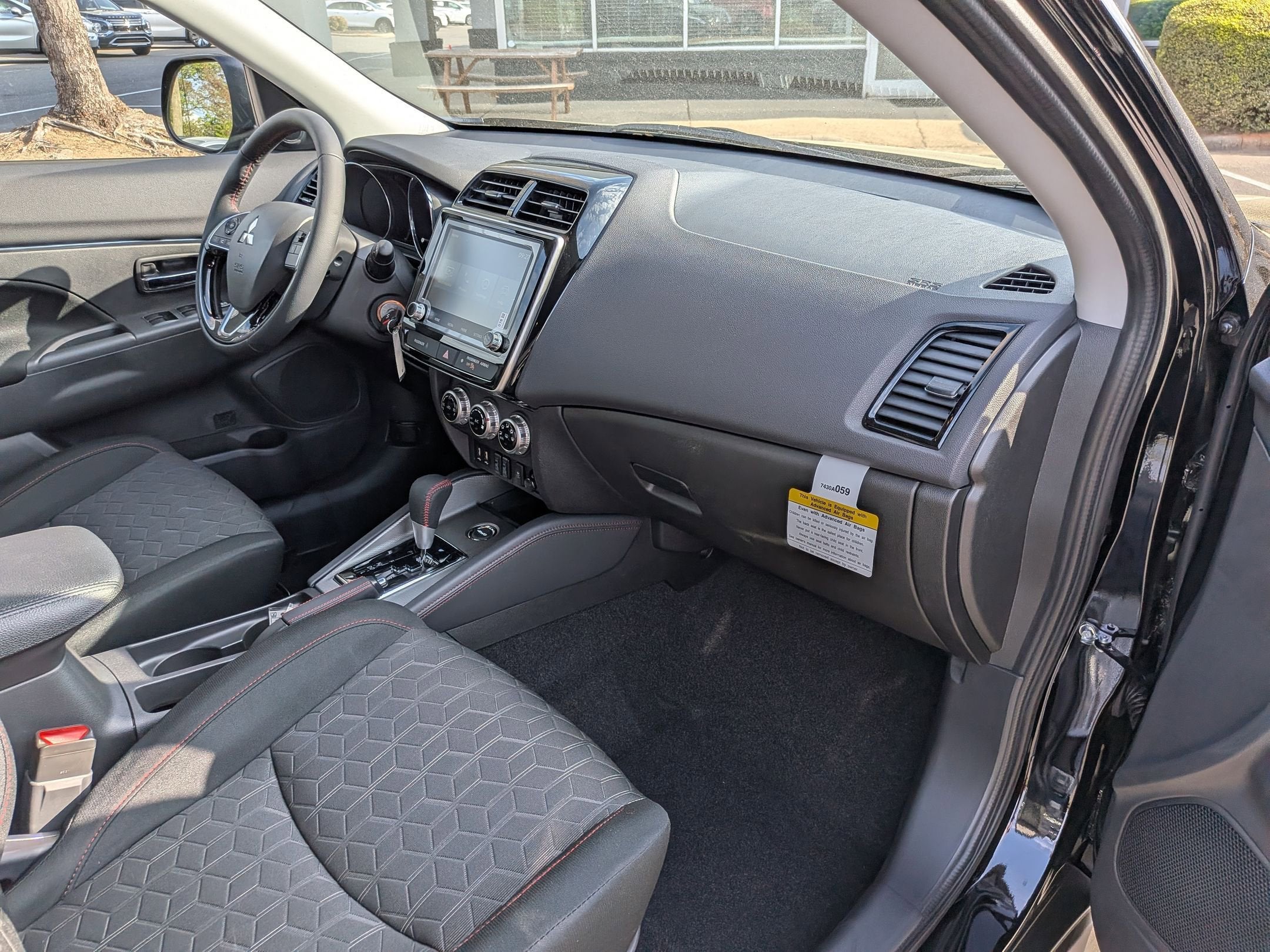 2026 Mitsubishi Outlander Sport LE