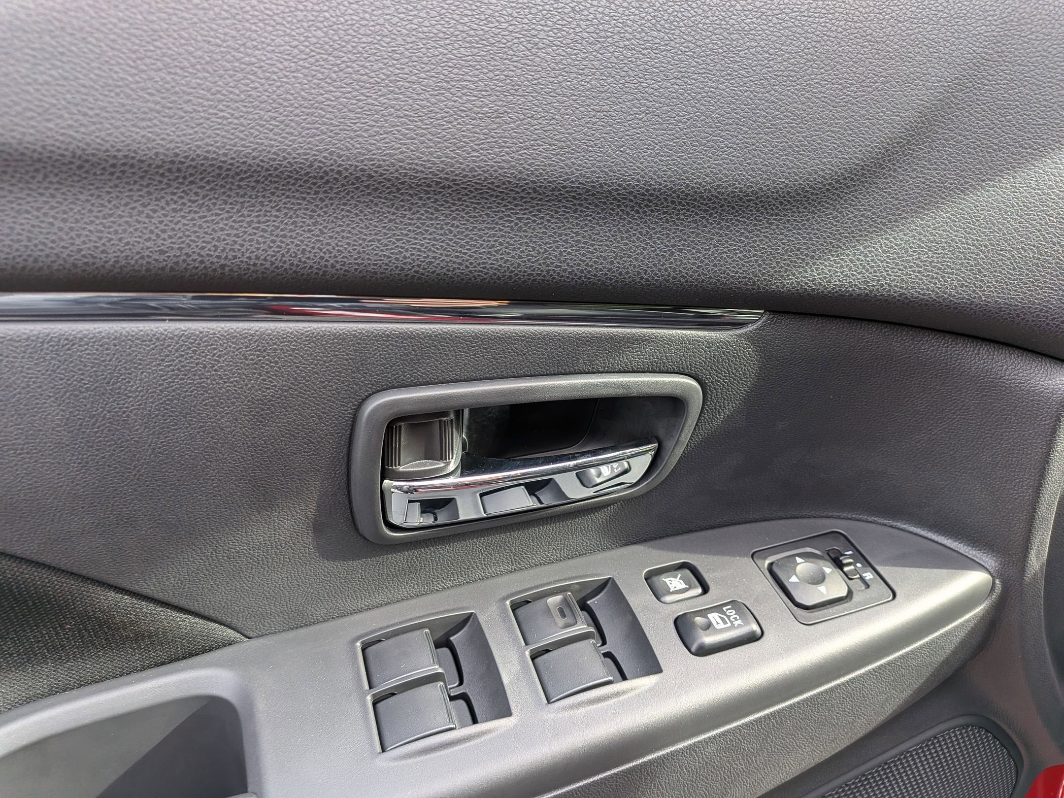 2026 Mitsubishi Outlander Sport ES