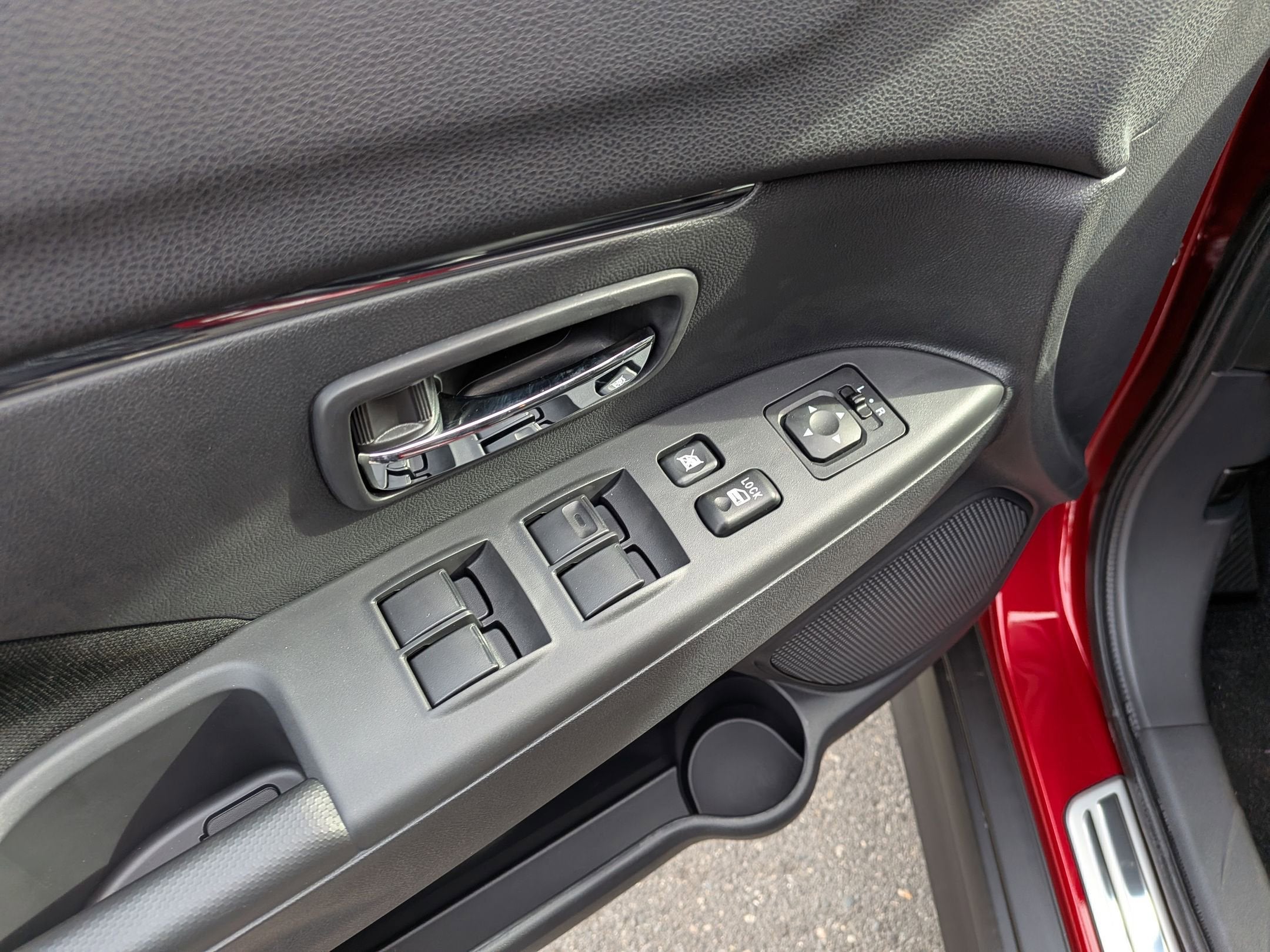 2026 Mitsubishi Outlander Sport ES